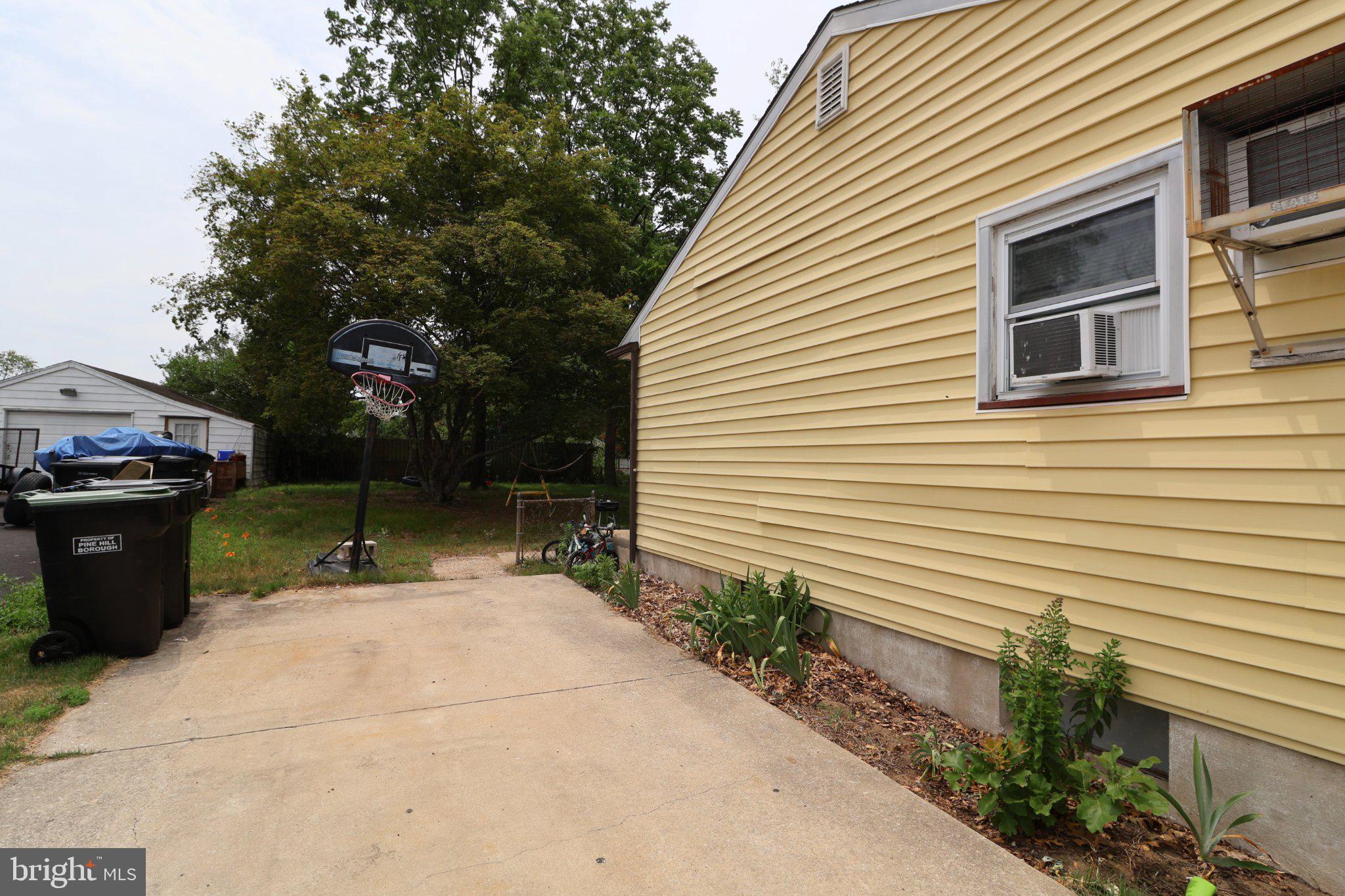 115 COUNTRY CLUB ROAD