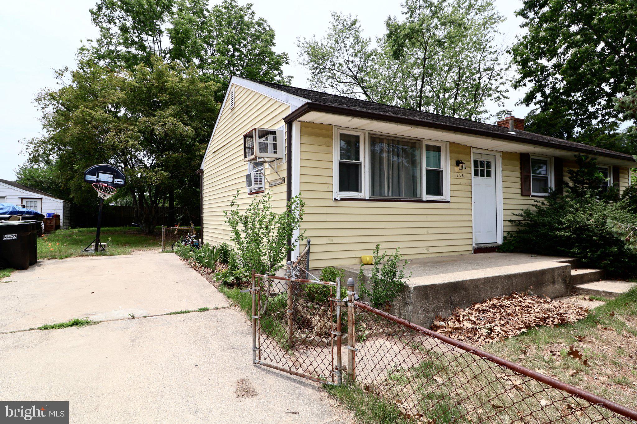115 COUNTRY CLUB ROAD