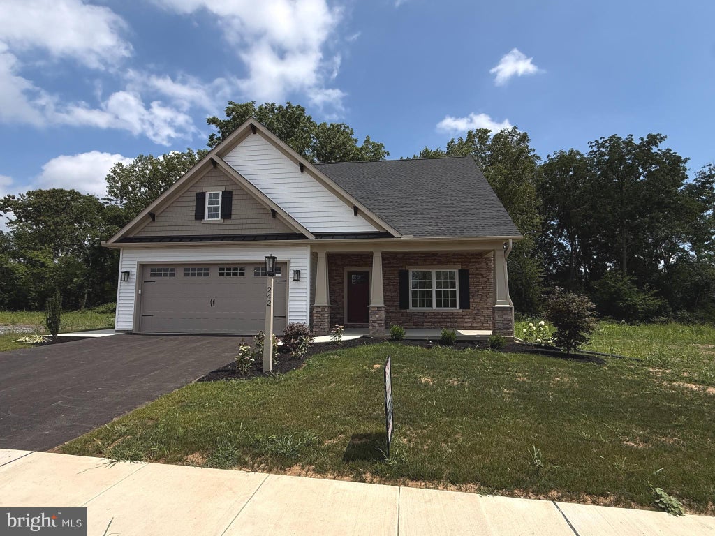 Photo of 242 Parkside Place, LANCASTER, PA 17602 (MLS # PALA2093264)