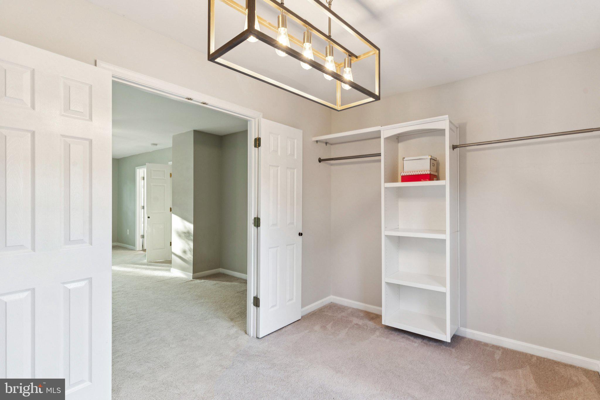 AVALON SHORES - Residential Lease