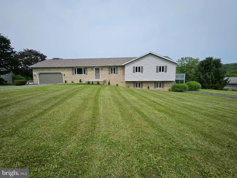 203 Esau Street, Hollidaysburg, PA 16648 - #: PABR2016262
