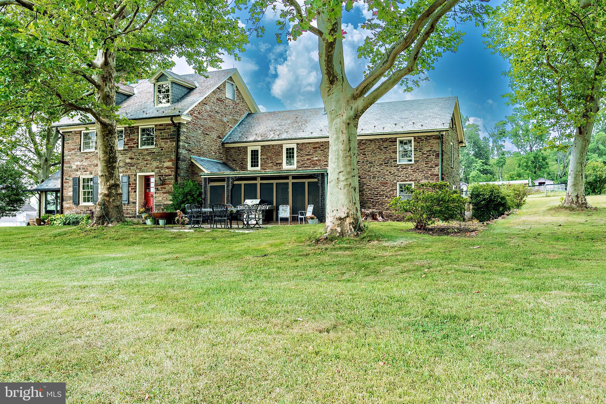 60 HUNTER ROAD
