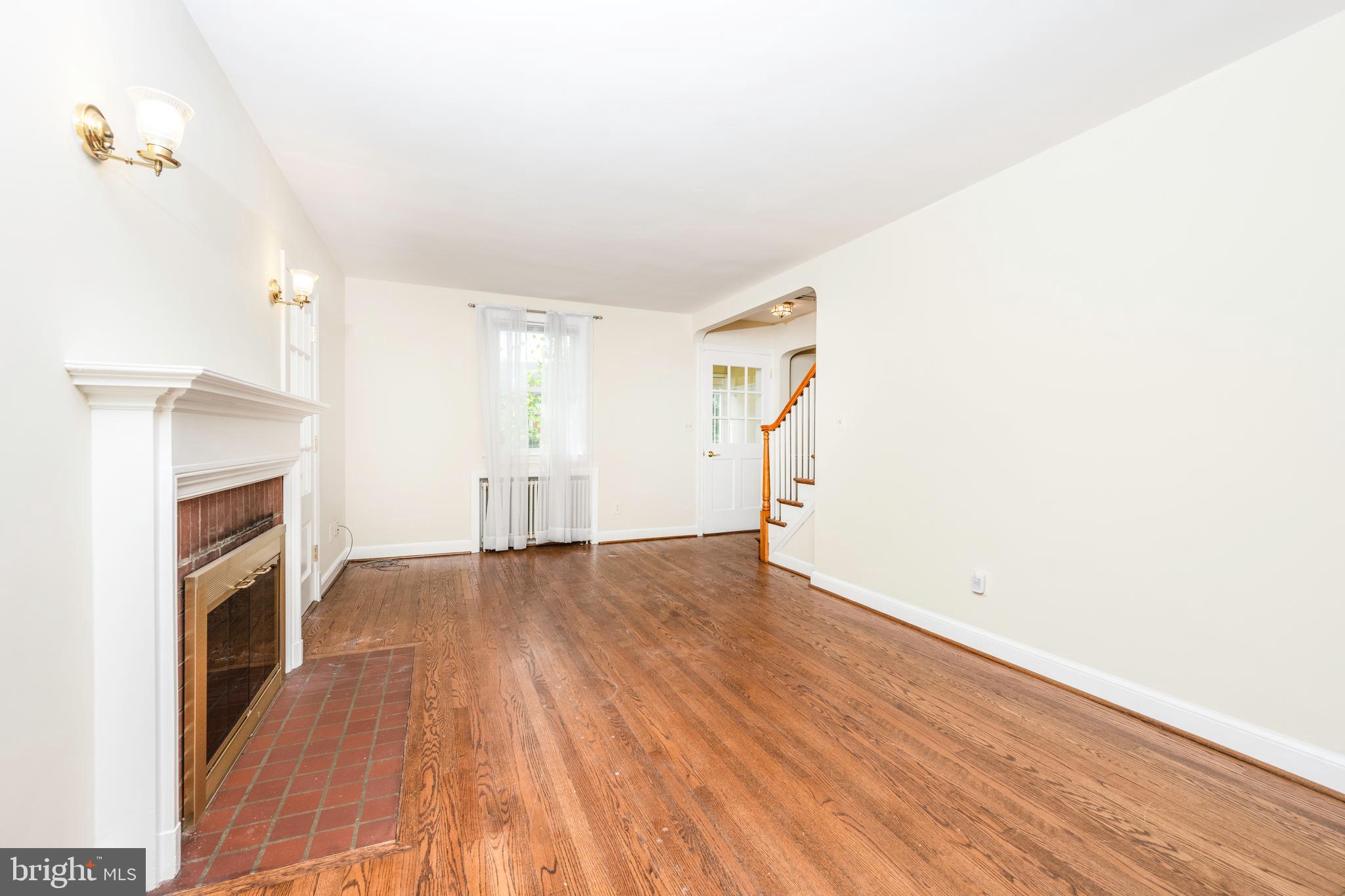 WOODSIDE FOREST - Residential Lease