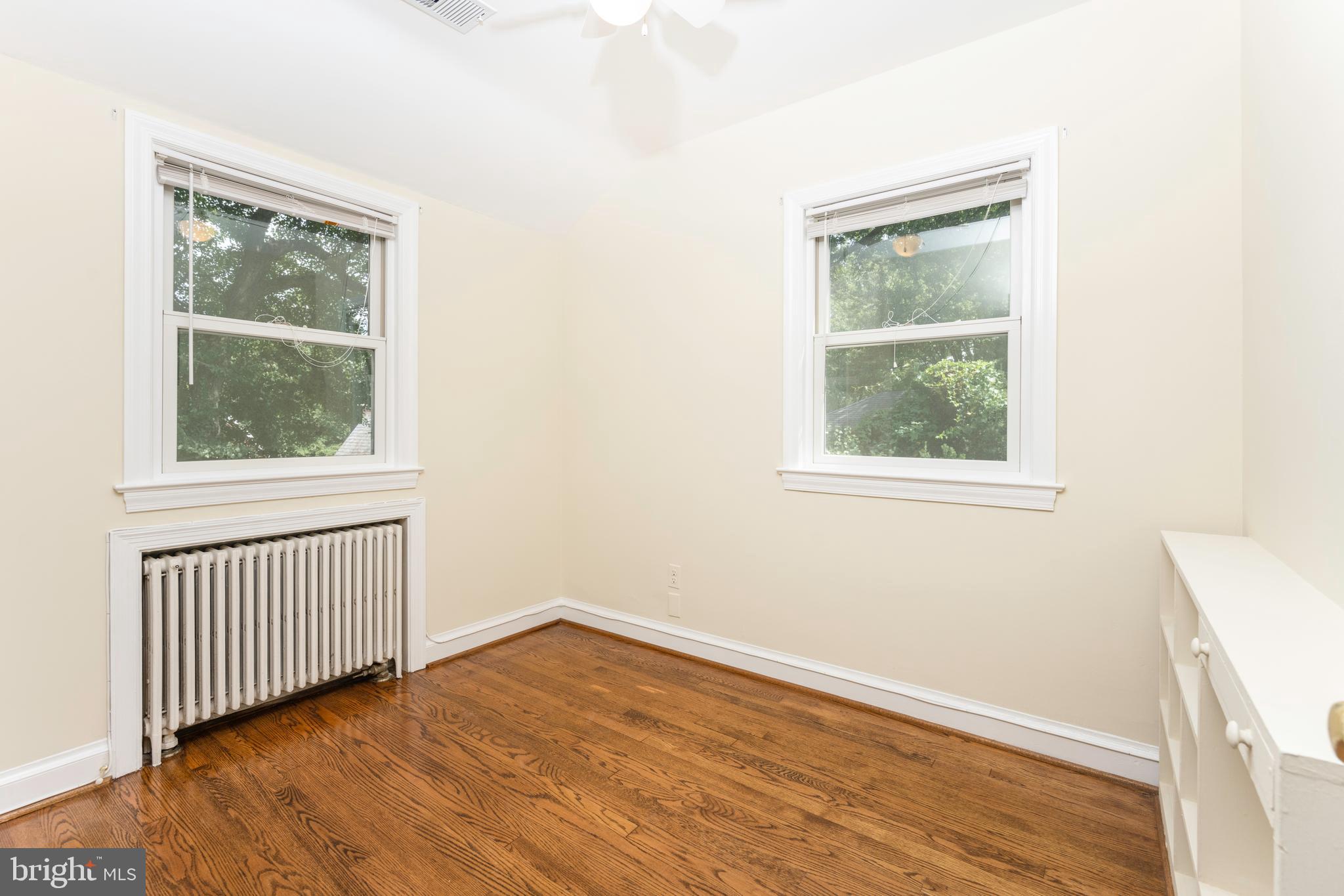 WOODSIDE FOREST - Residential Lease