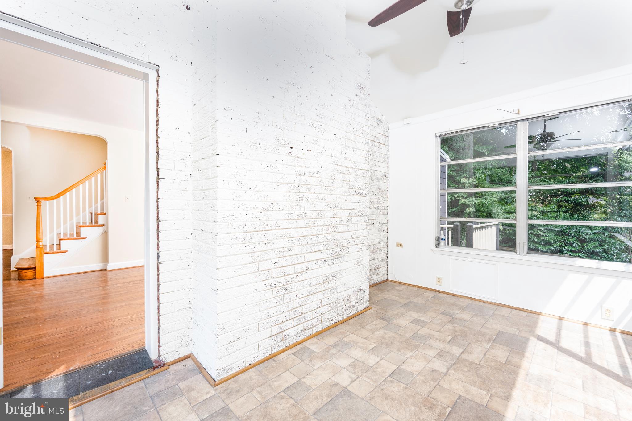 WOODSIDE FOREST - Residential Lease