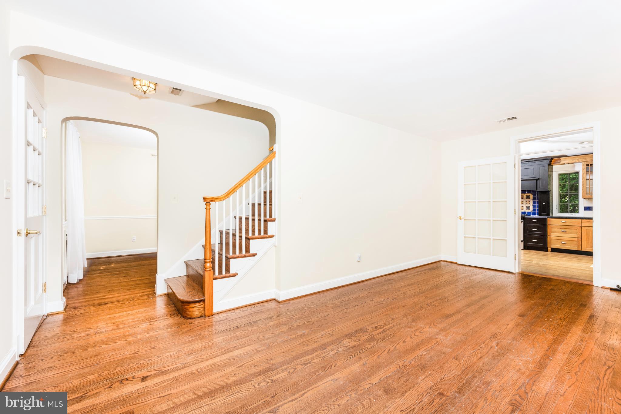 WOODSIDE FOREST - Residential Lease