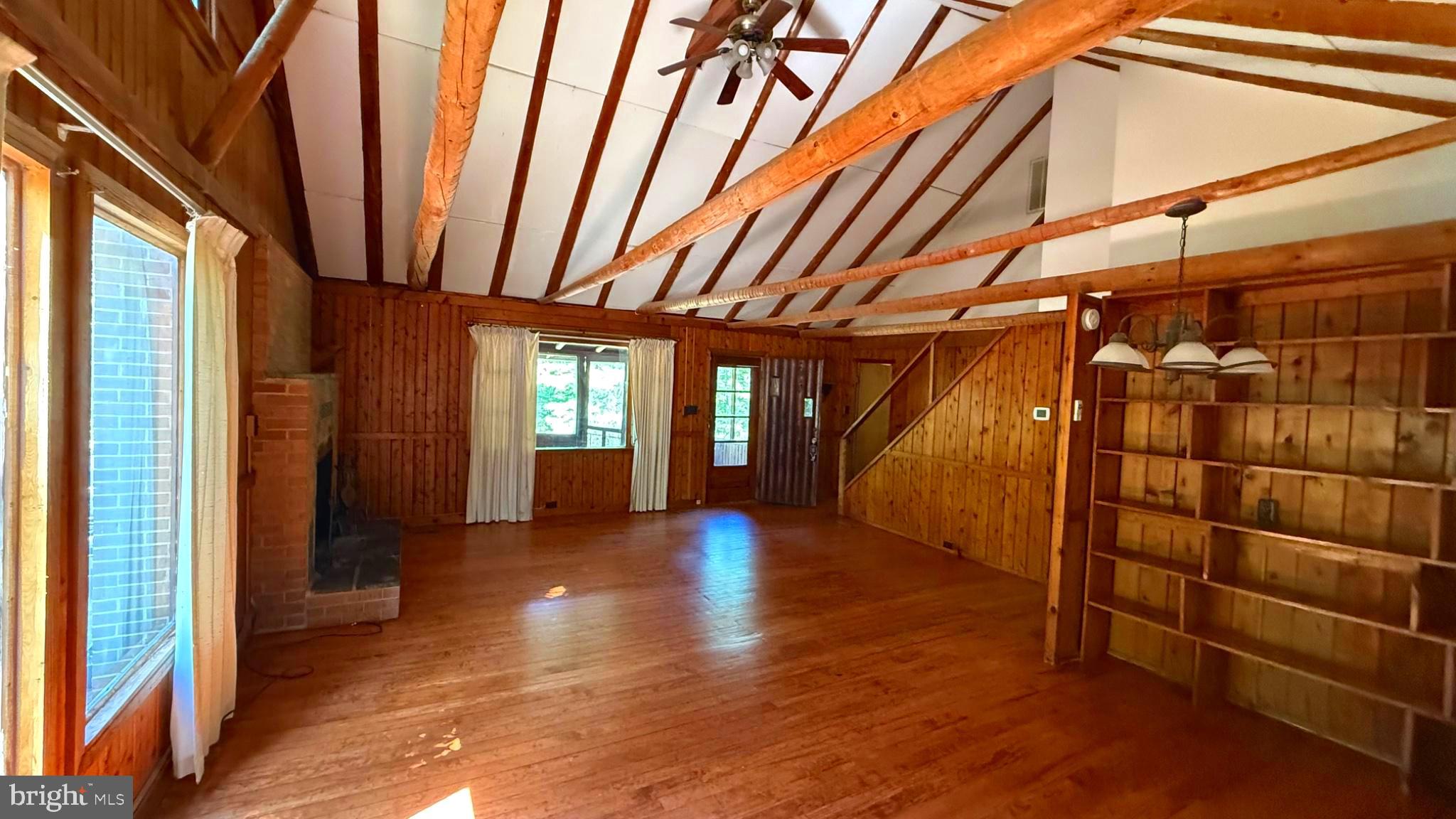 SHANNONDALE - Residential