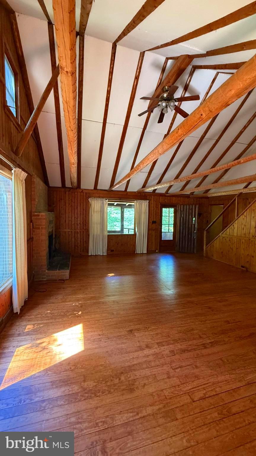 SHANNONDALE - Residential
