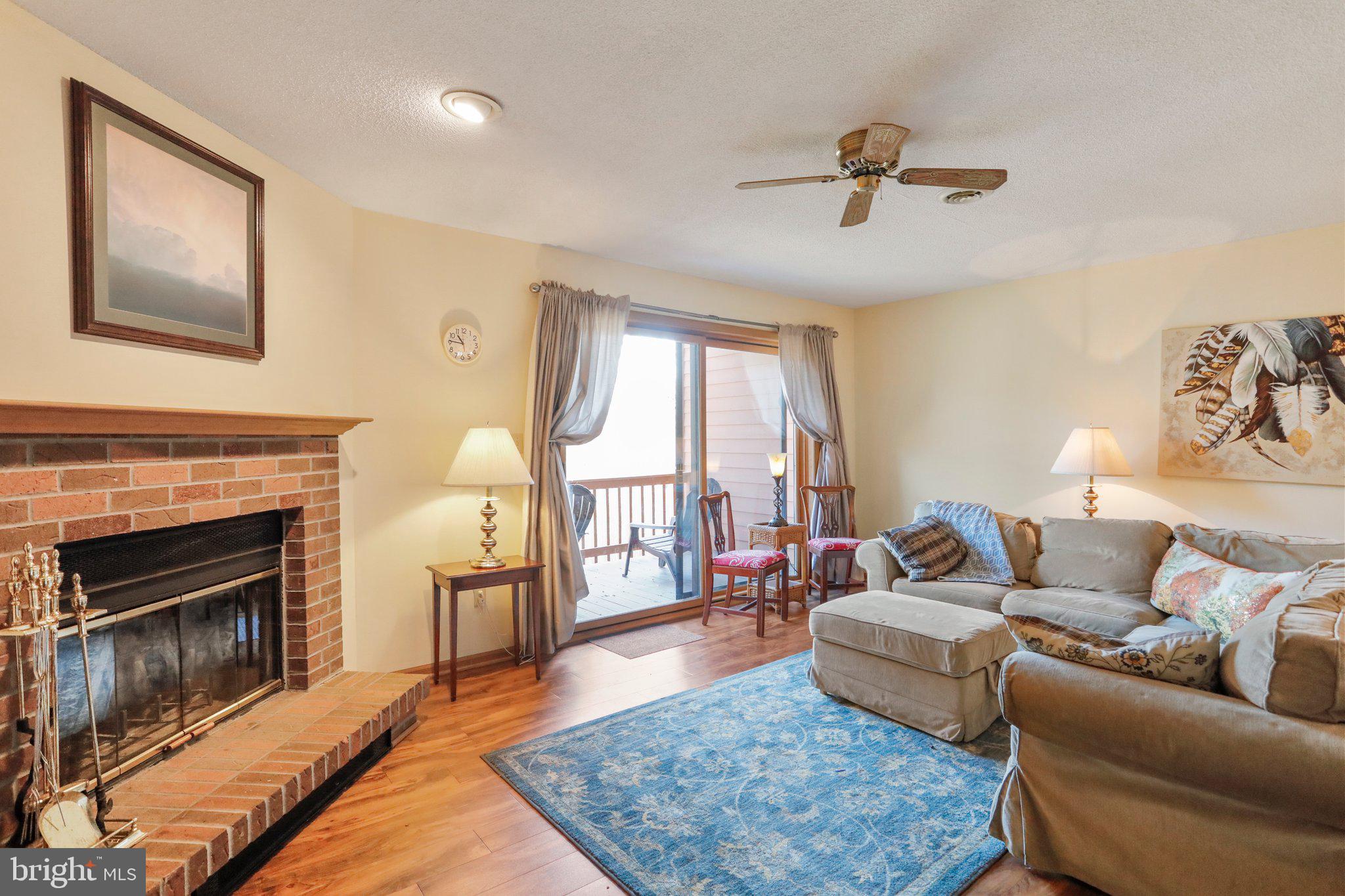 THE WOODS - Residential