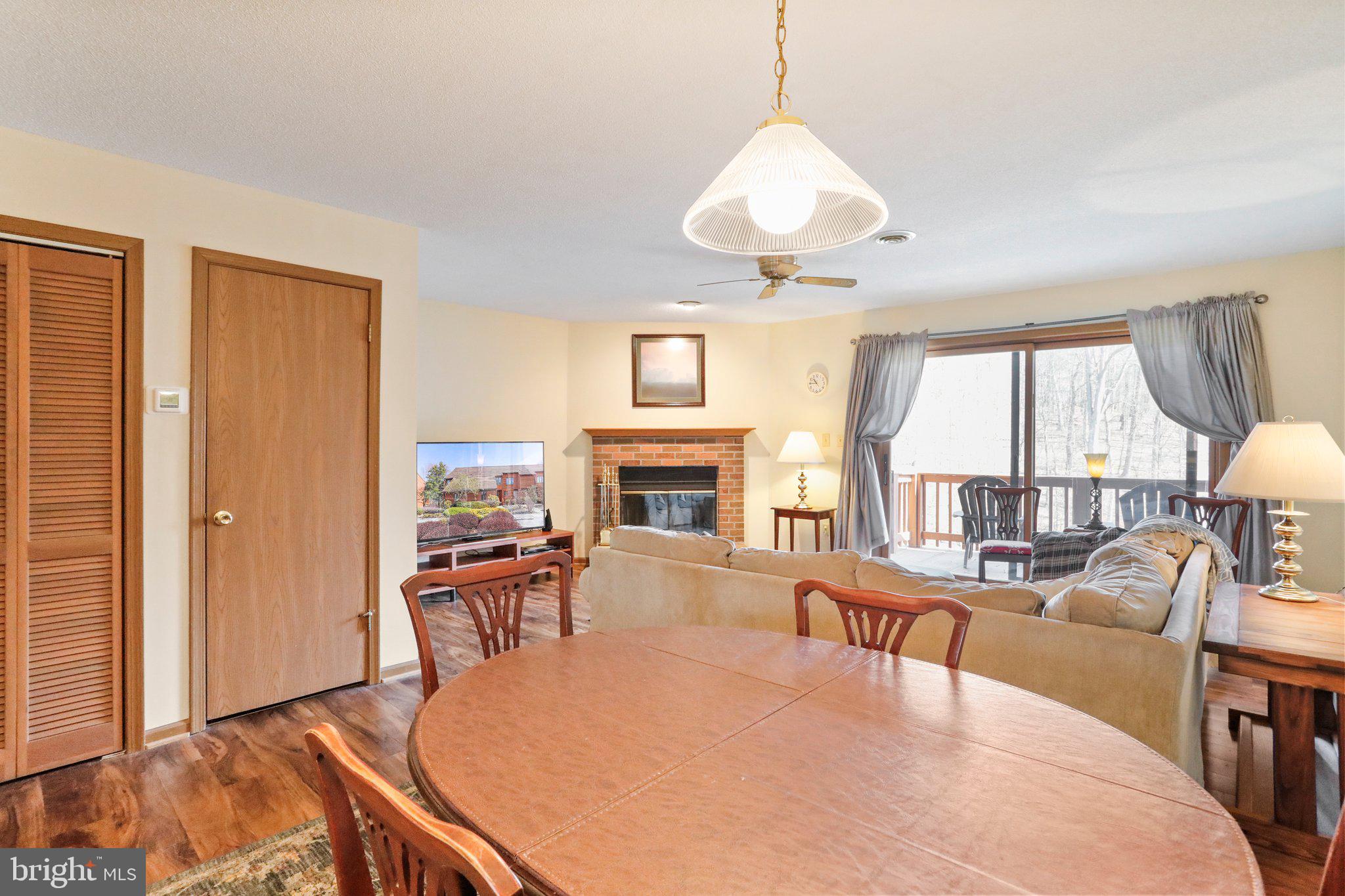 THE WOODS - Residential