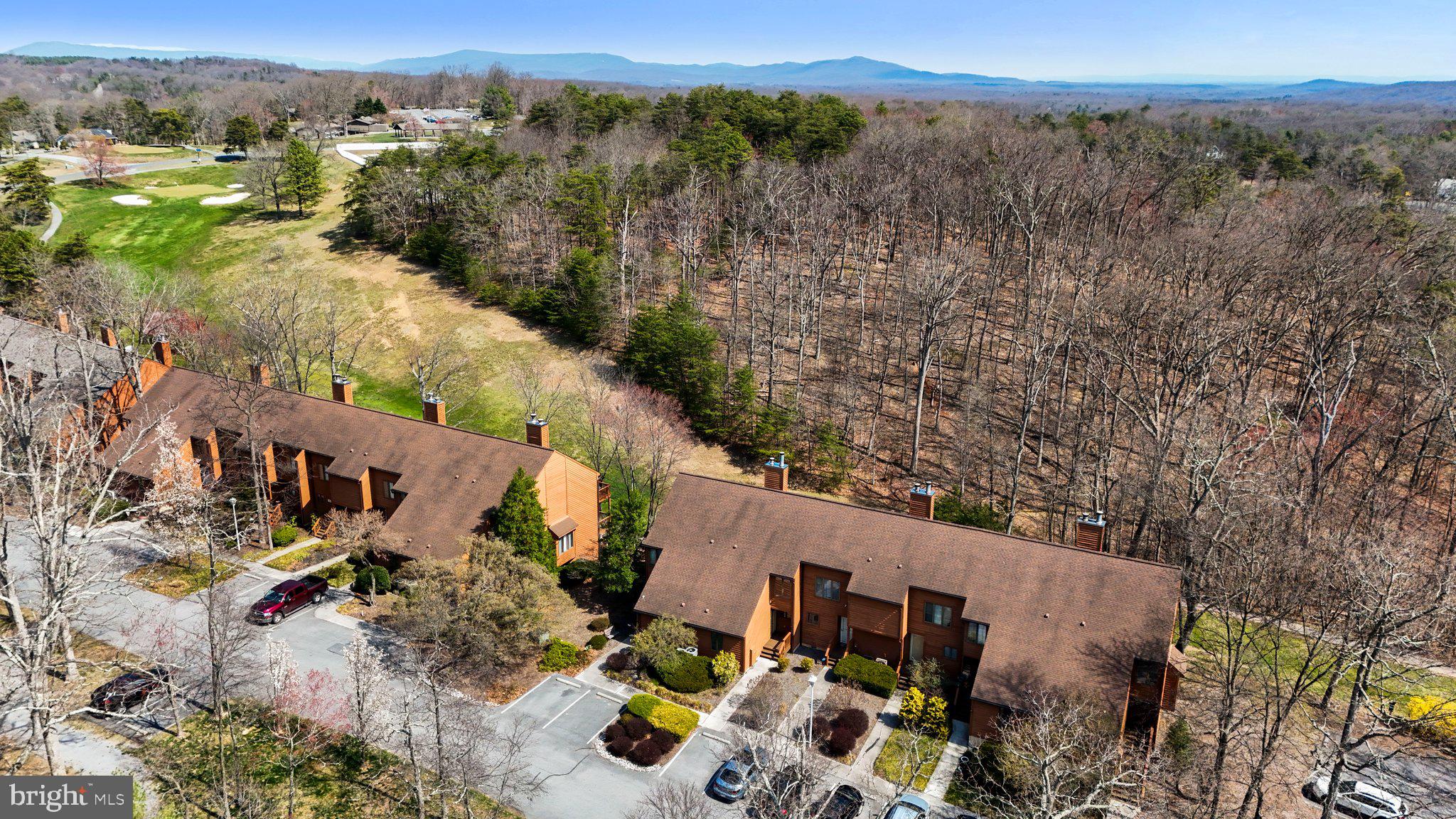 THE WOODS - Residential