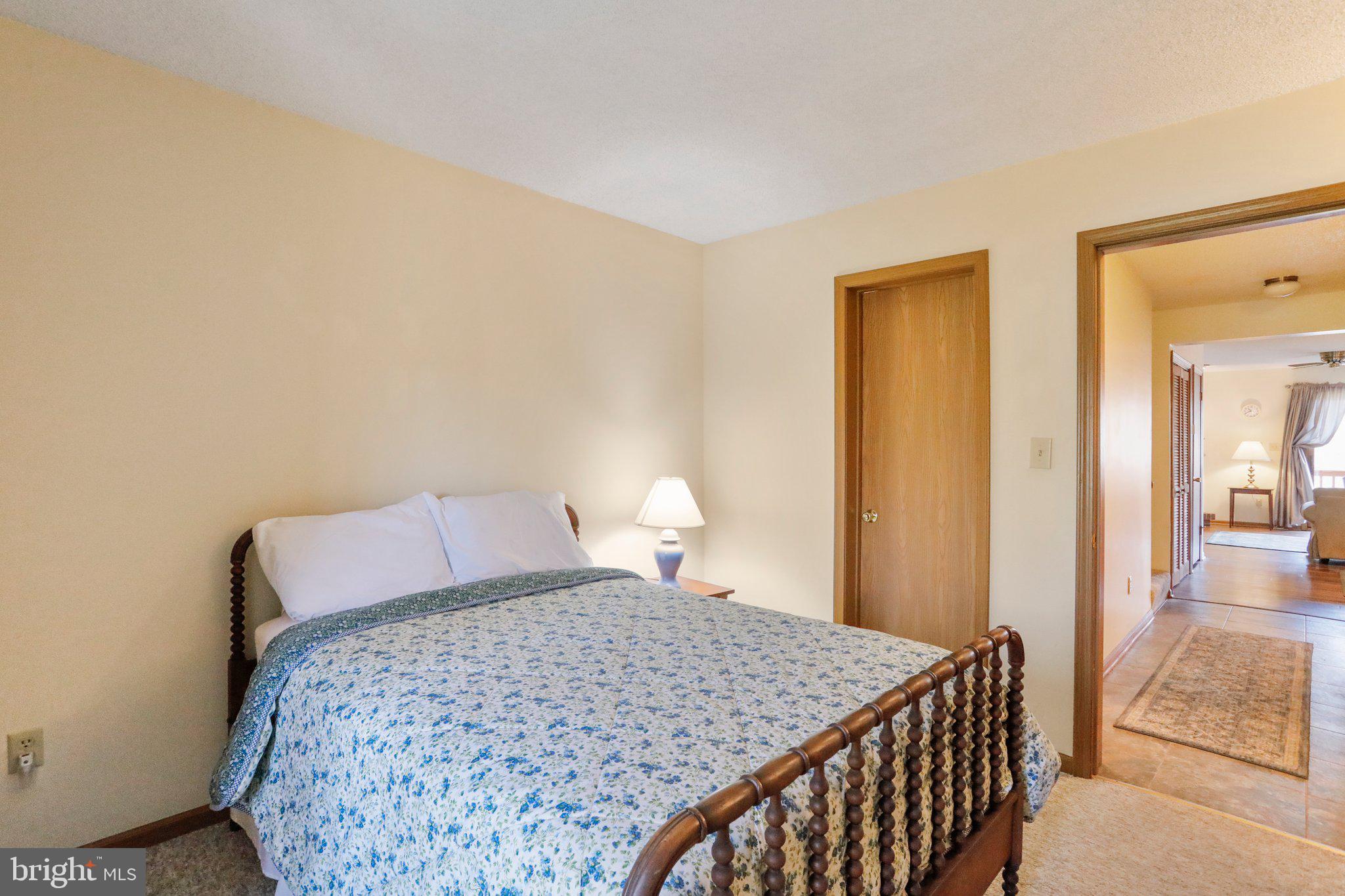 THE WOODS - Residential