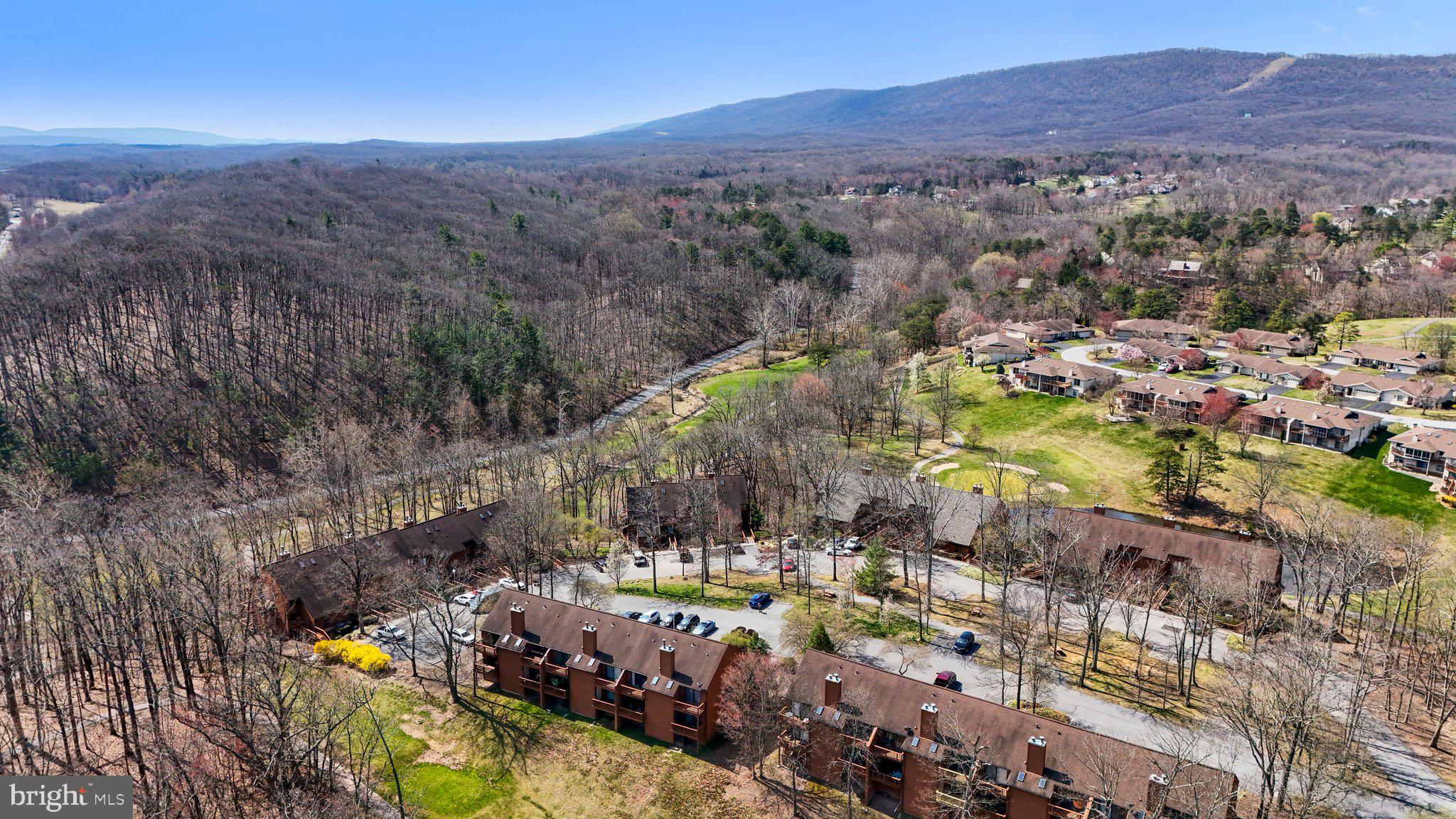 THE WOODS - Residential