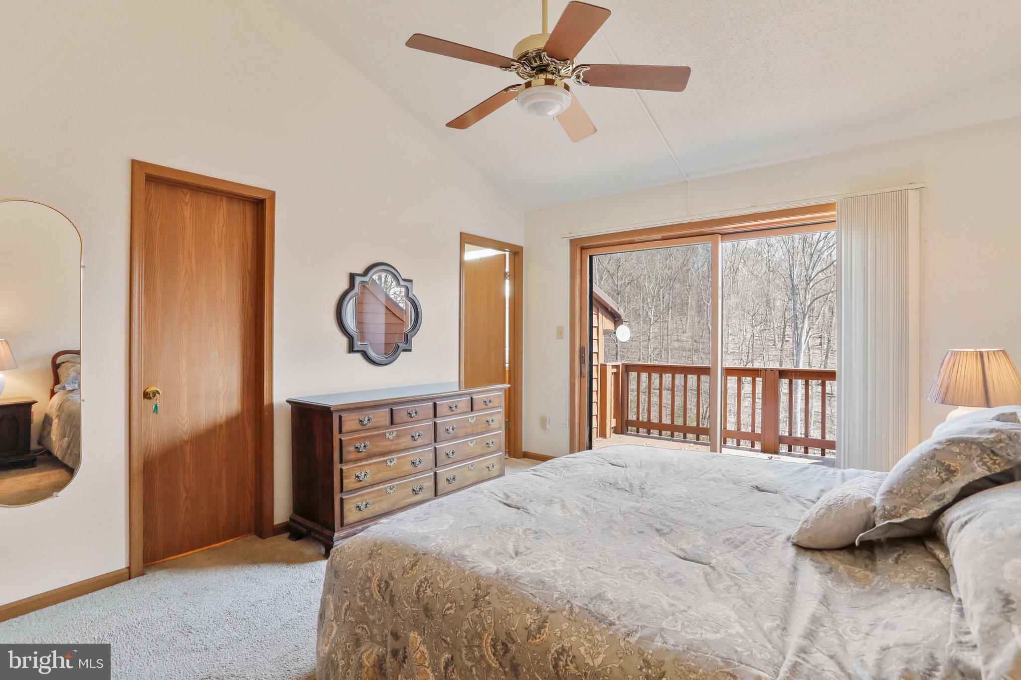 THE WOODS - Residential