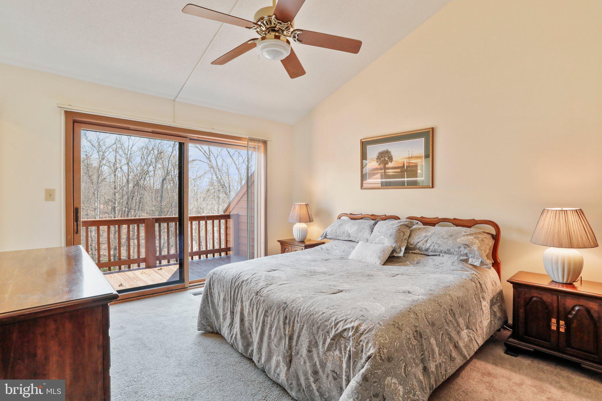 THE WOODS - Residential