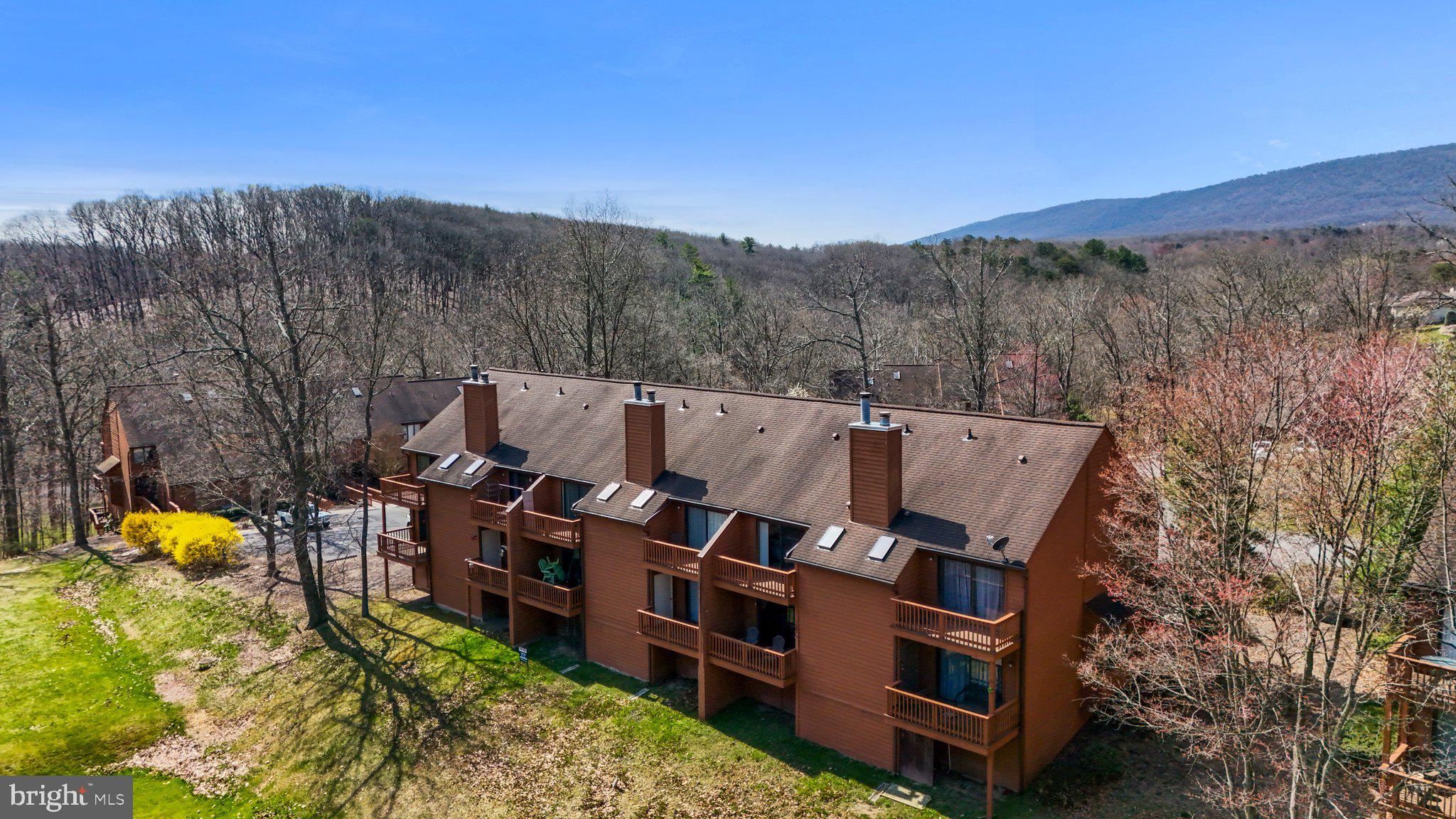 THE WOODS - Residential