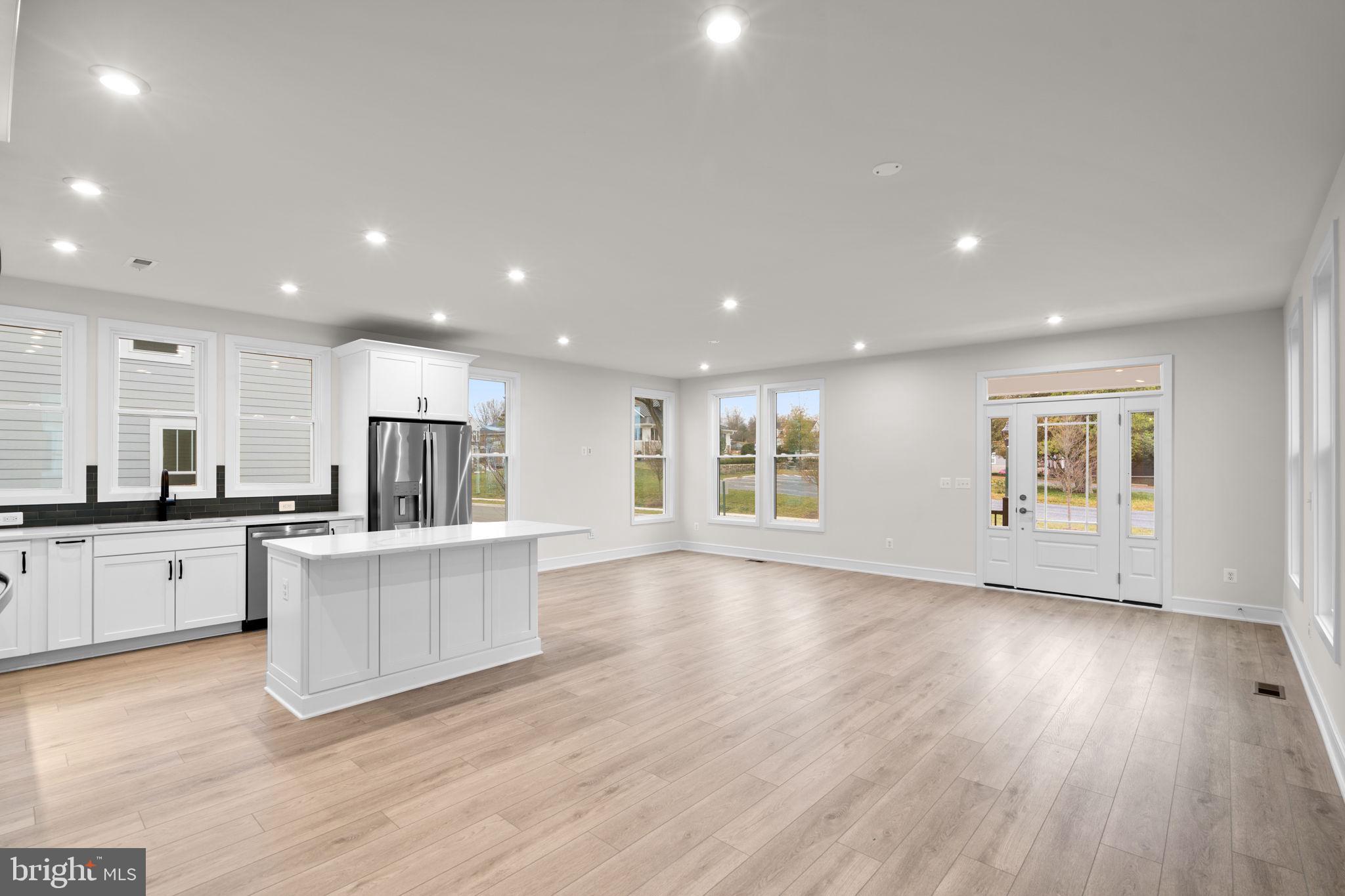 HERITAGE AT MARSHALL - Residential