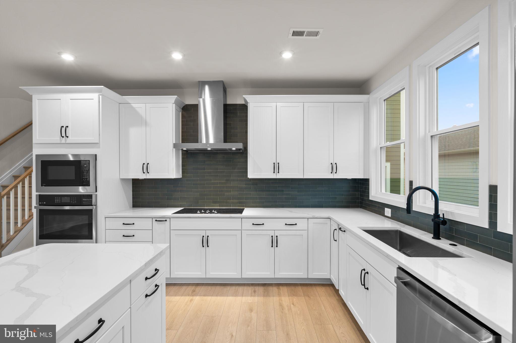 HERITAGE AT MARSHALL - Residential