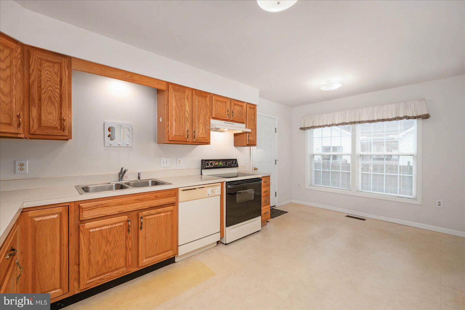 BAY VISTA AT MYSTIC HARBOR - Residential