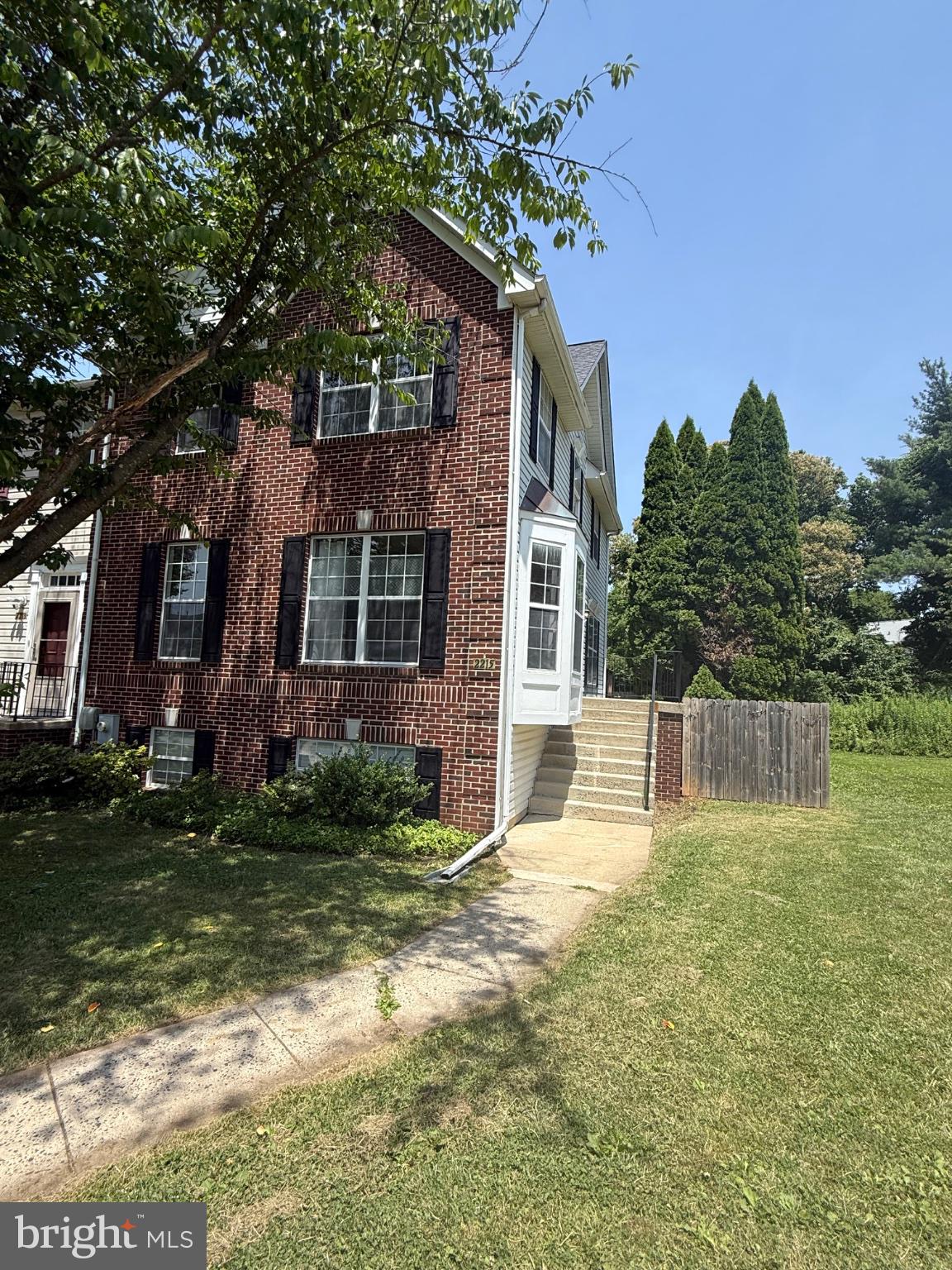 2215 TIDAL VIEW GARTH