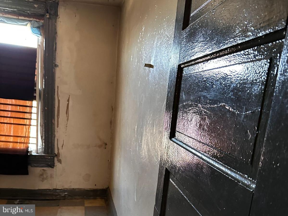 MILL HILL - Residential