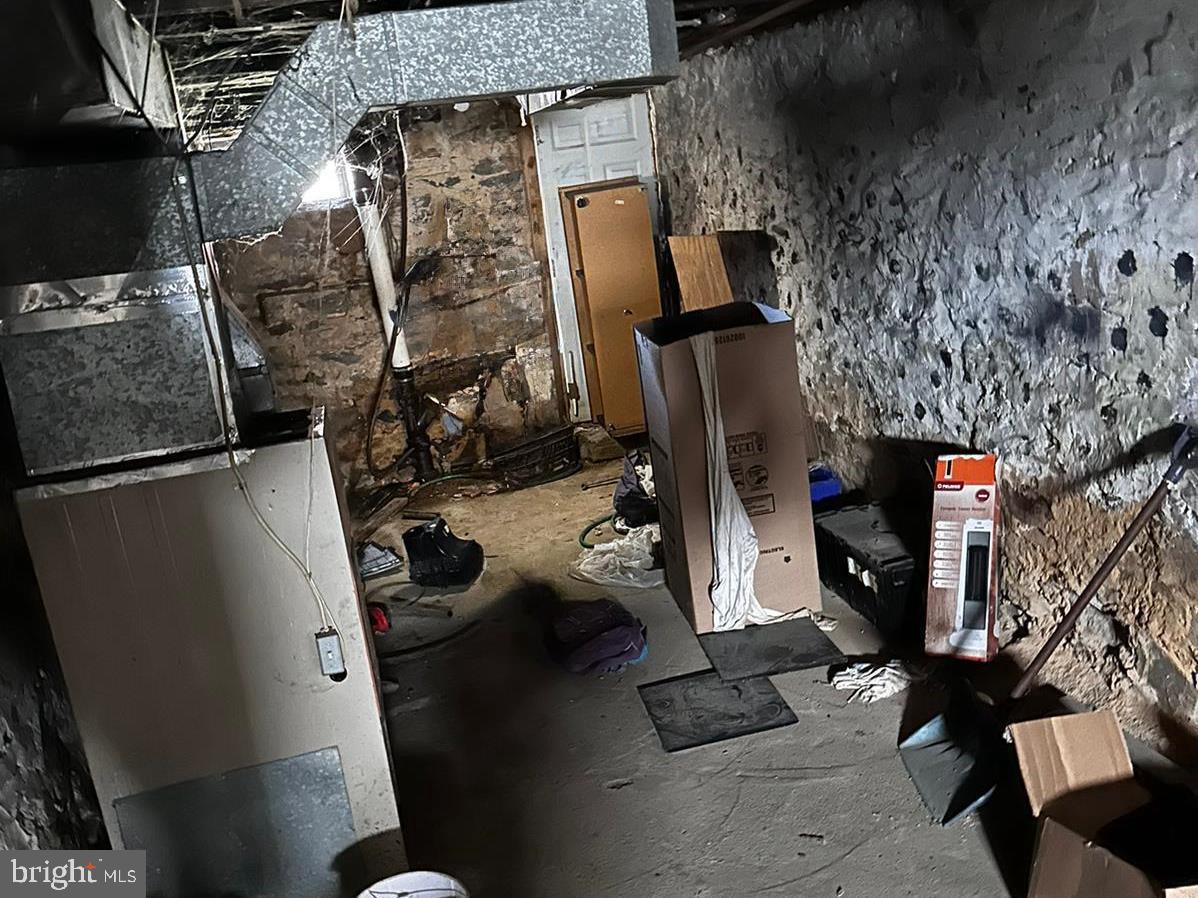 MILL HILL - Residential