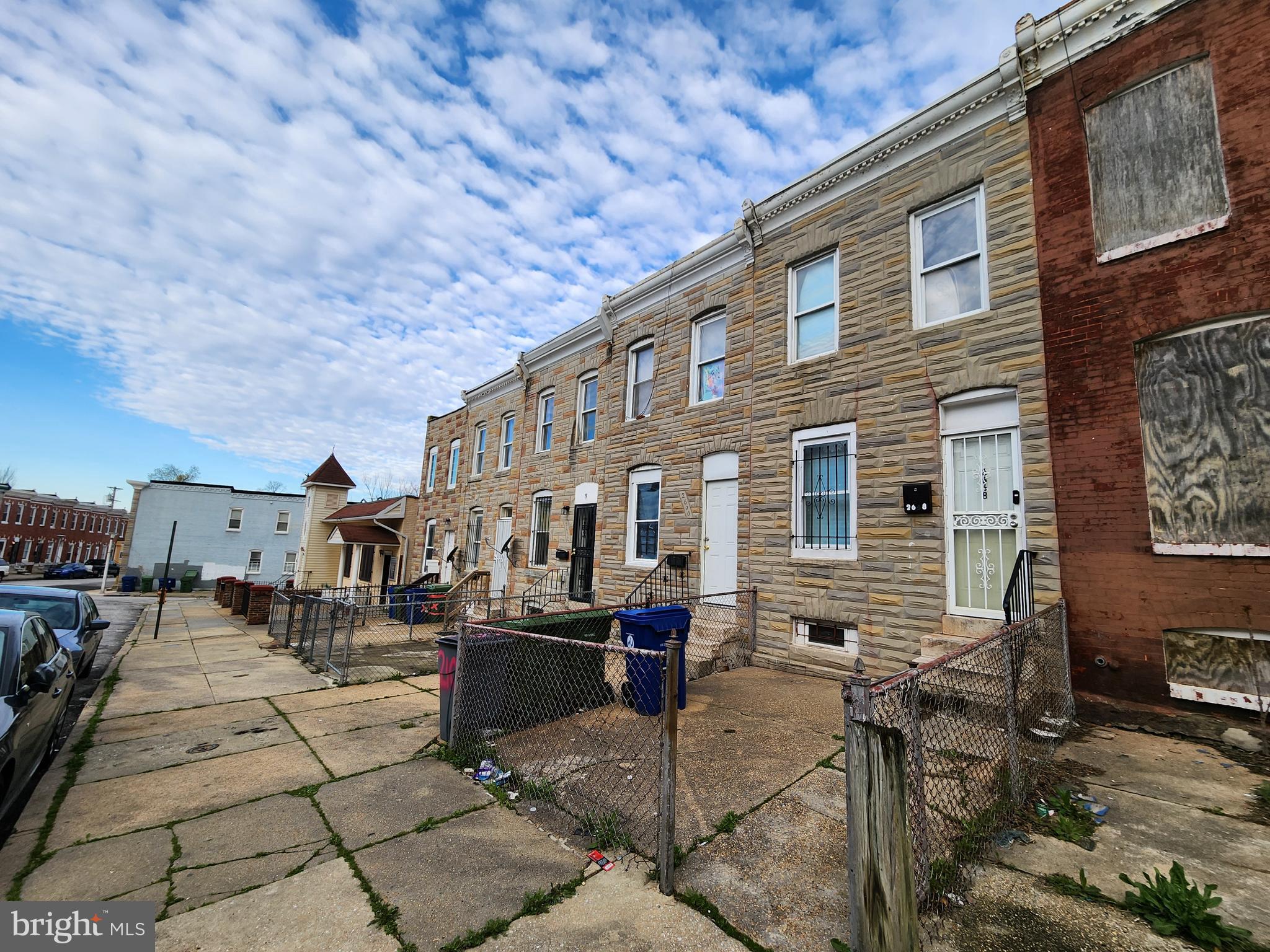 MILL HILL - Residential