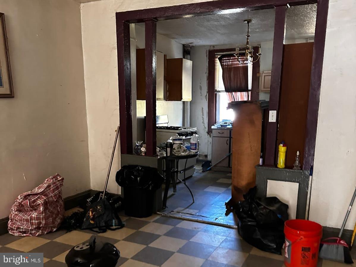 MILL HILL - Residential