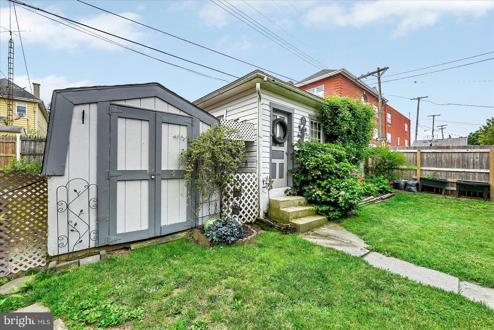 WEST YORK BORO - Residential