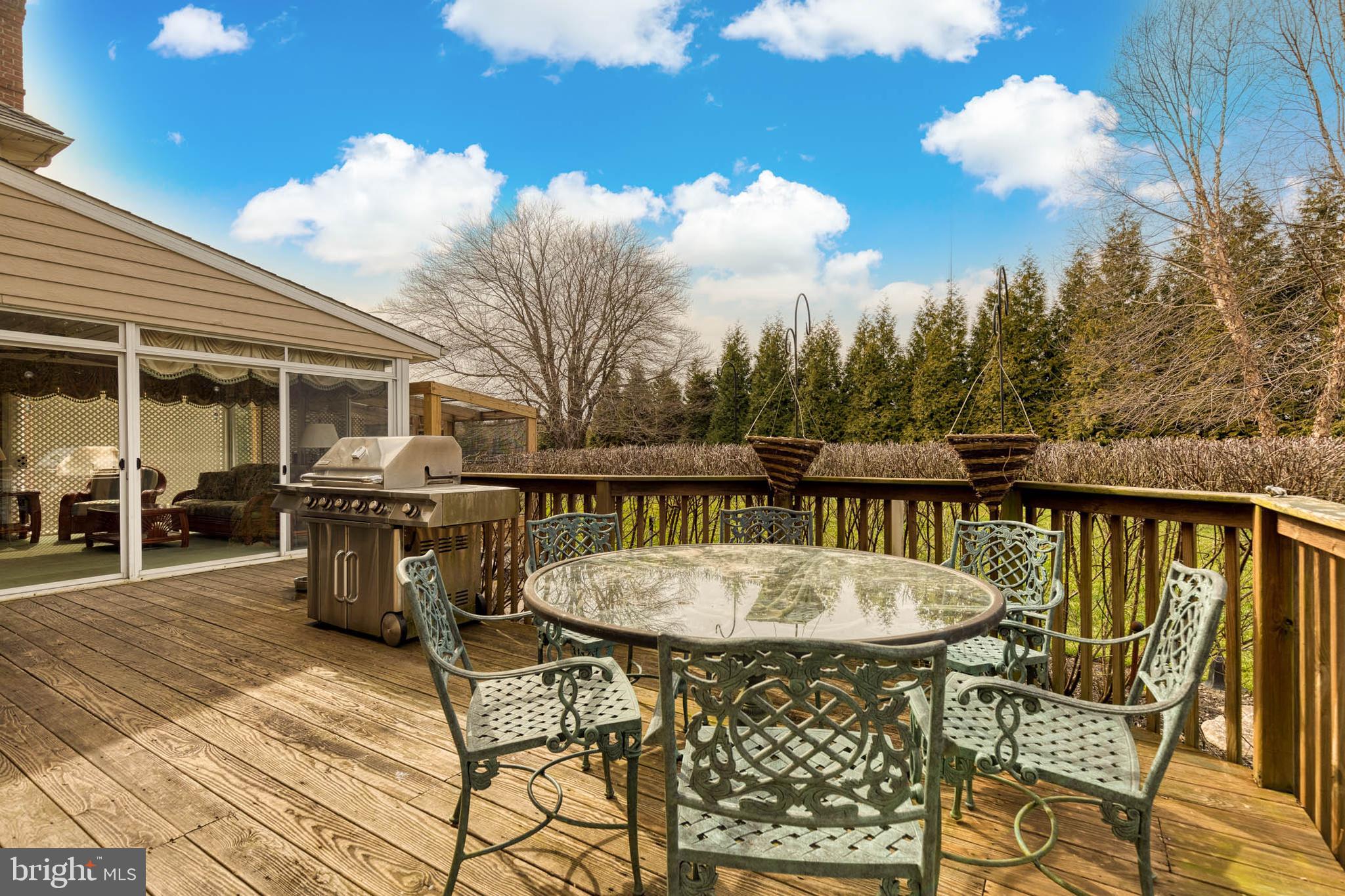 FOX RUN - Residential