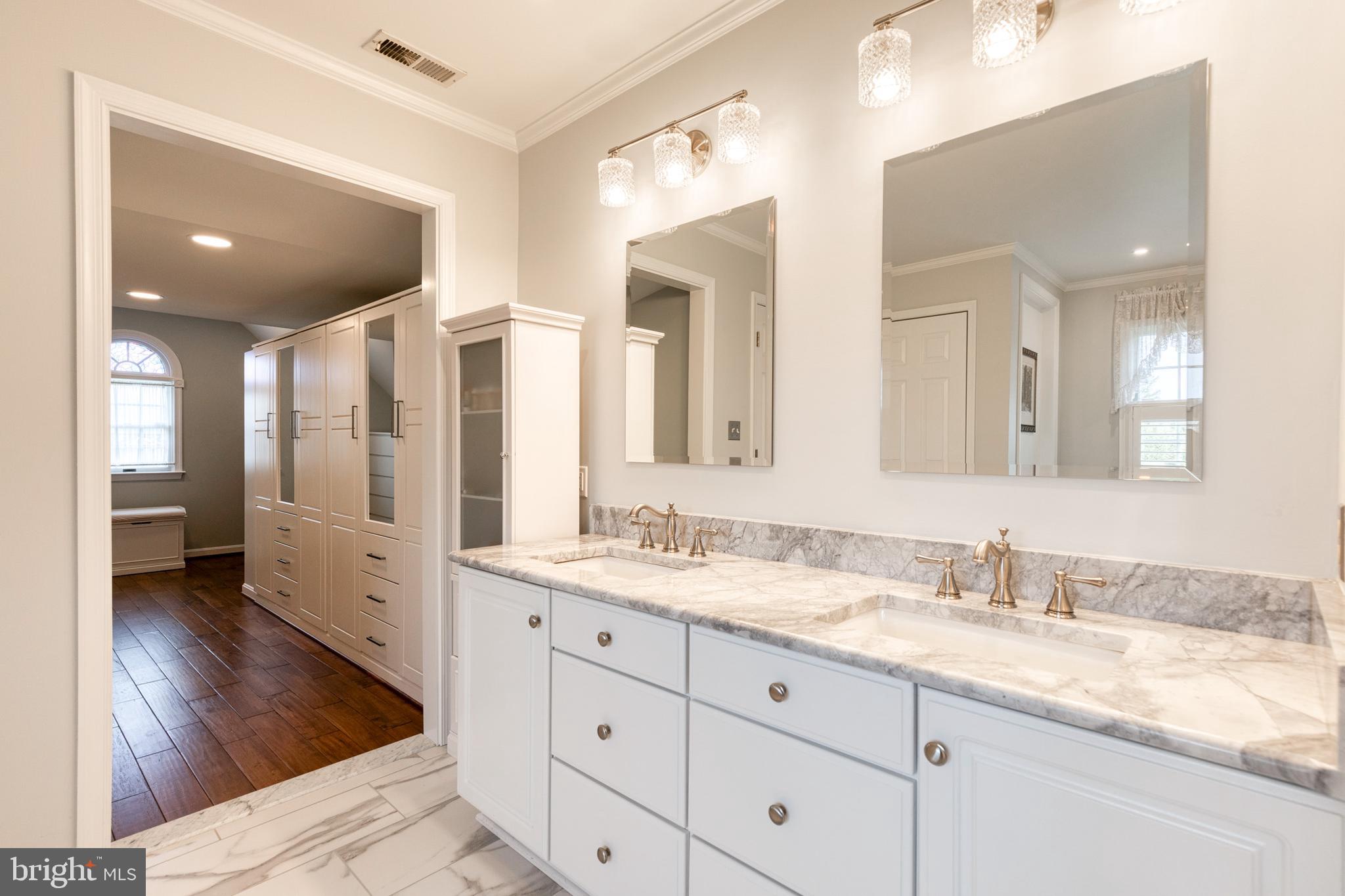 FOX RUN - Residential