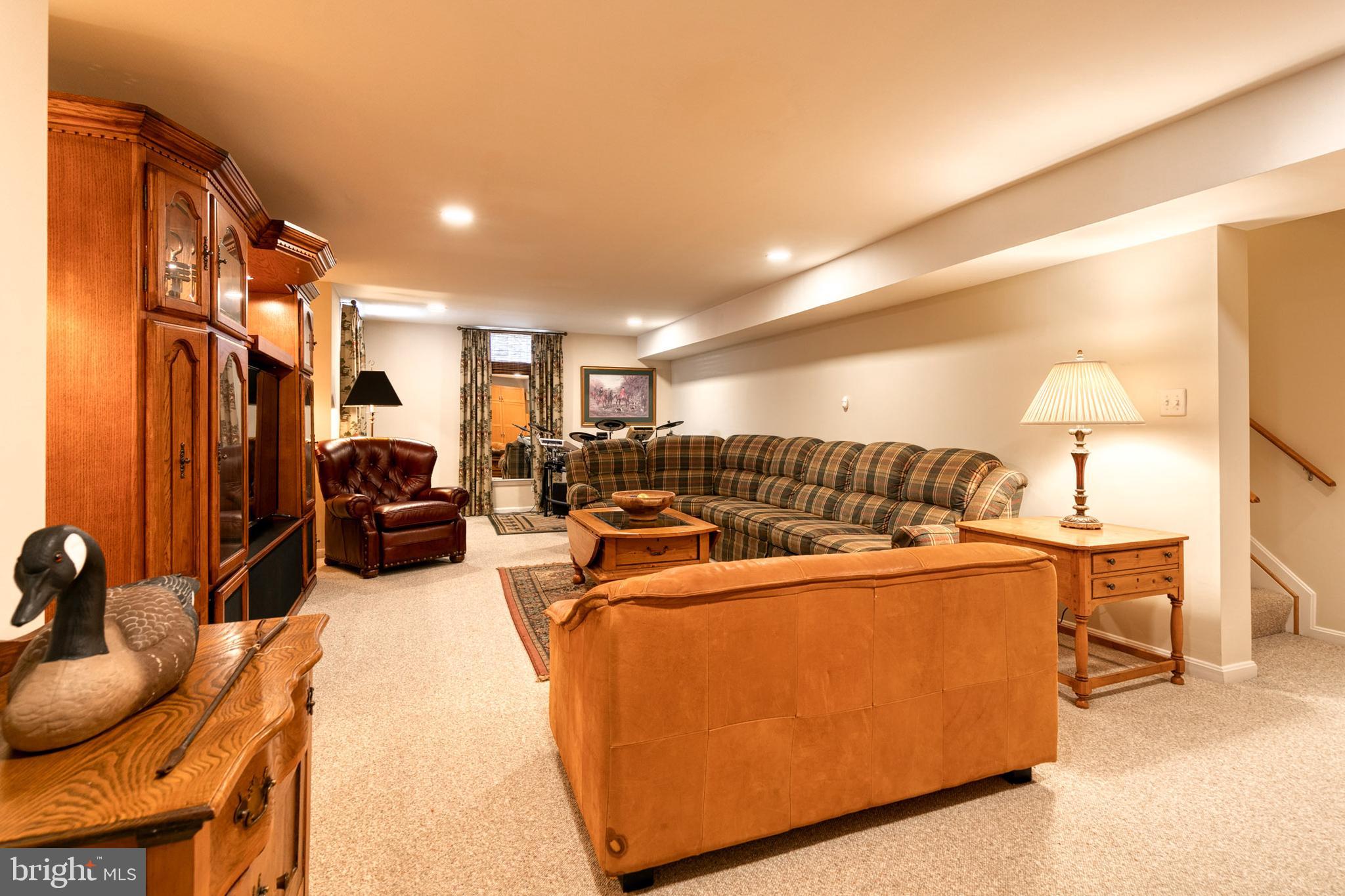 FOX RUN - Residential