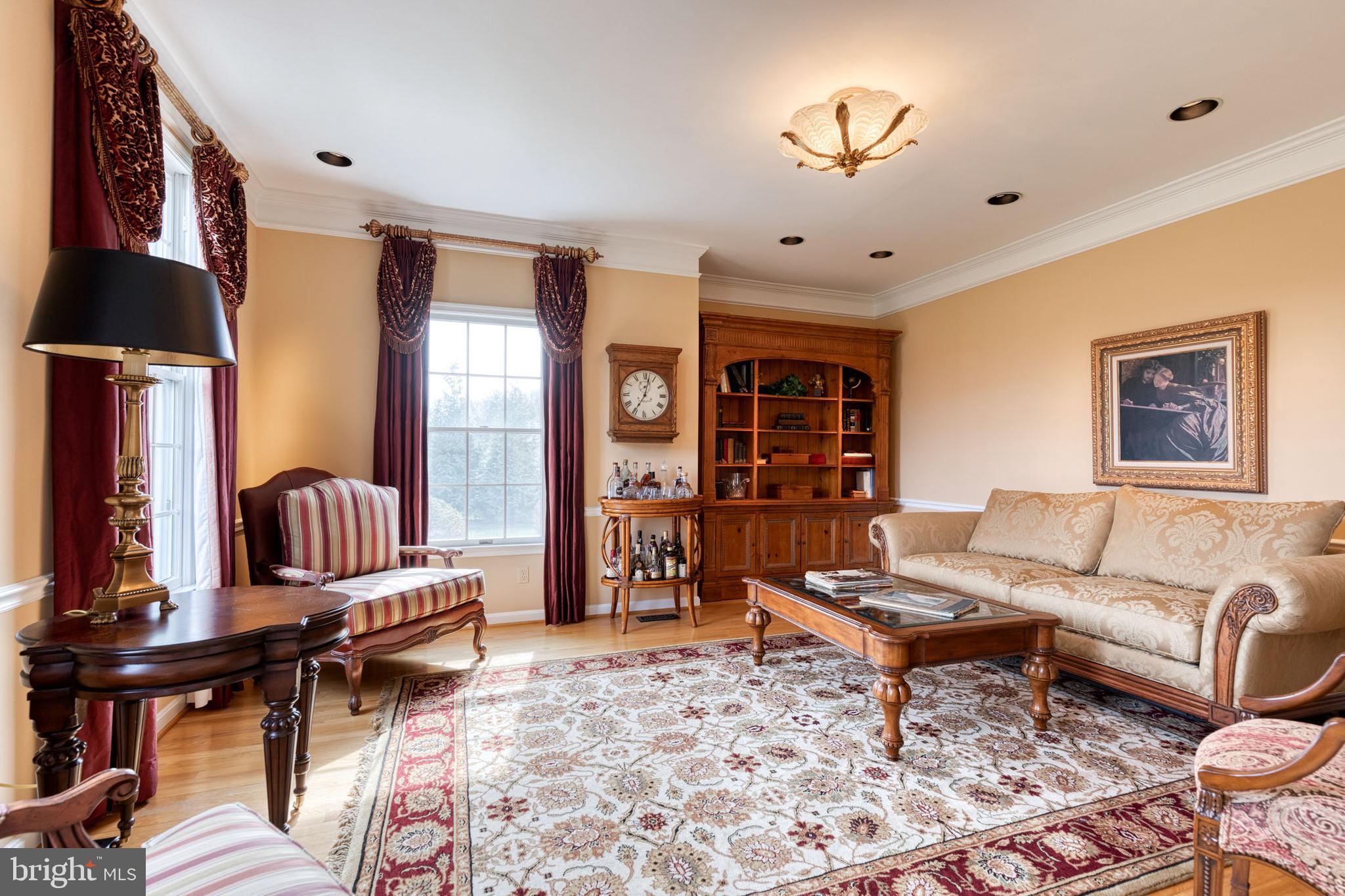 FOX RUN - Residential