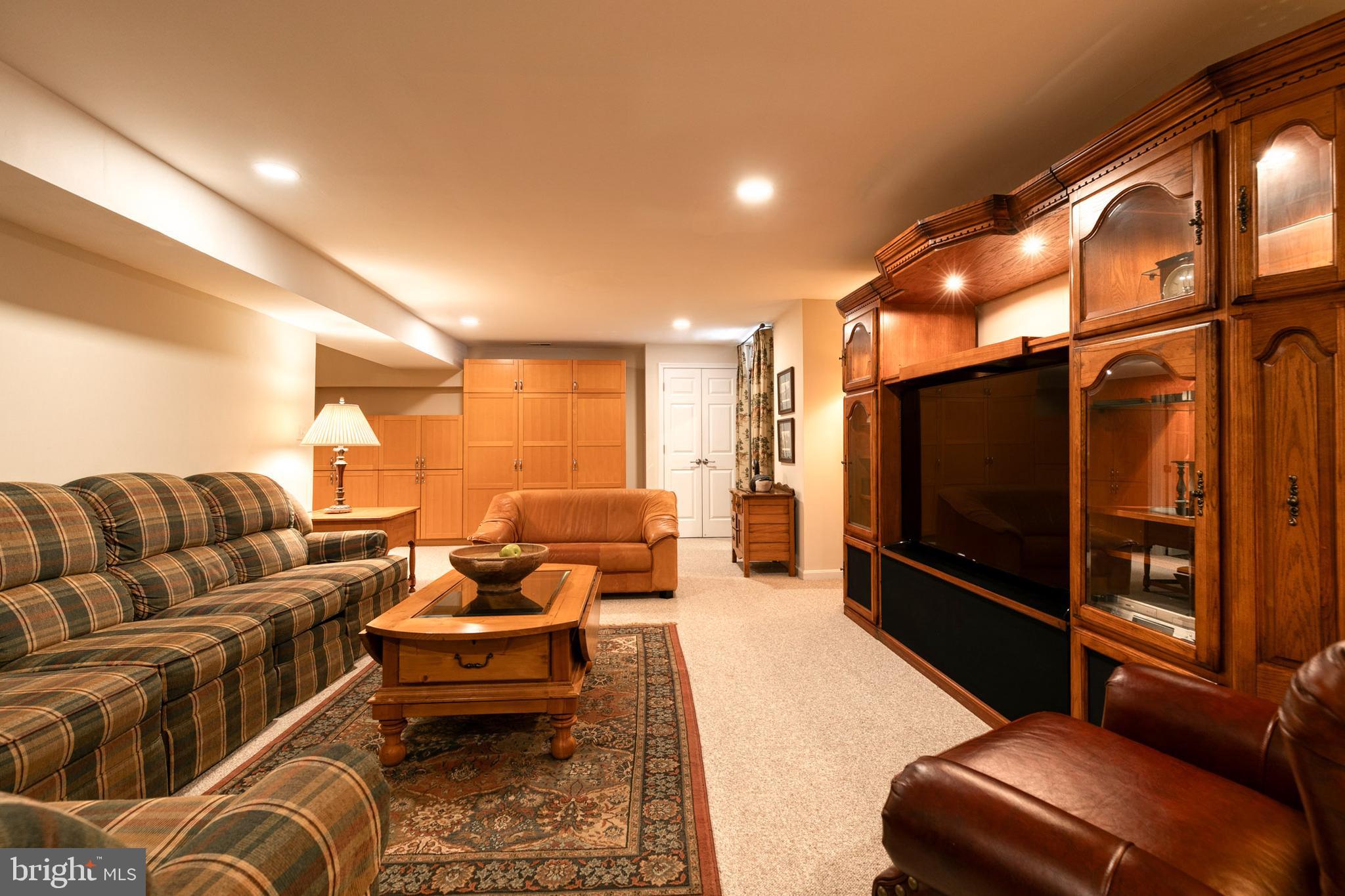 FOX RUN - Residential