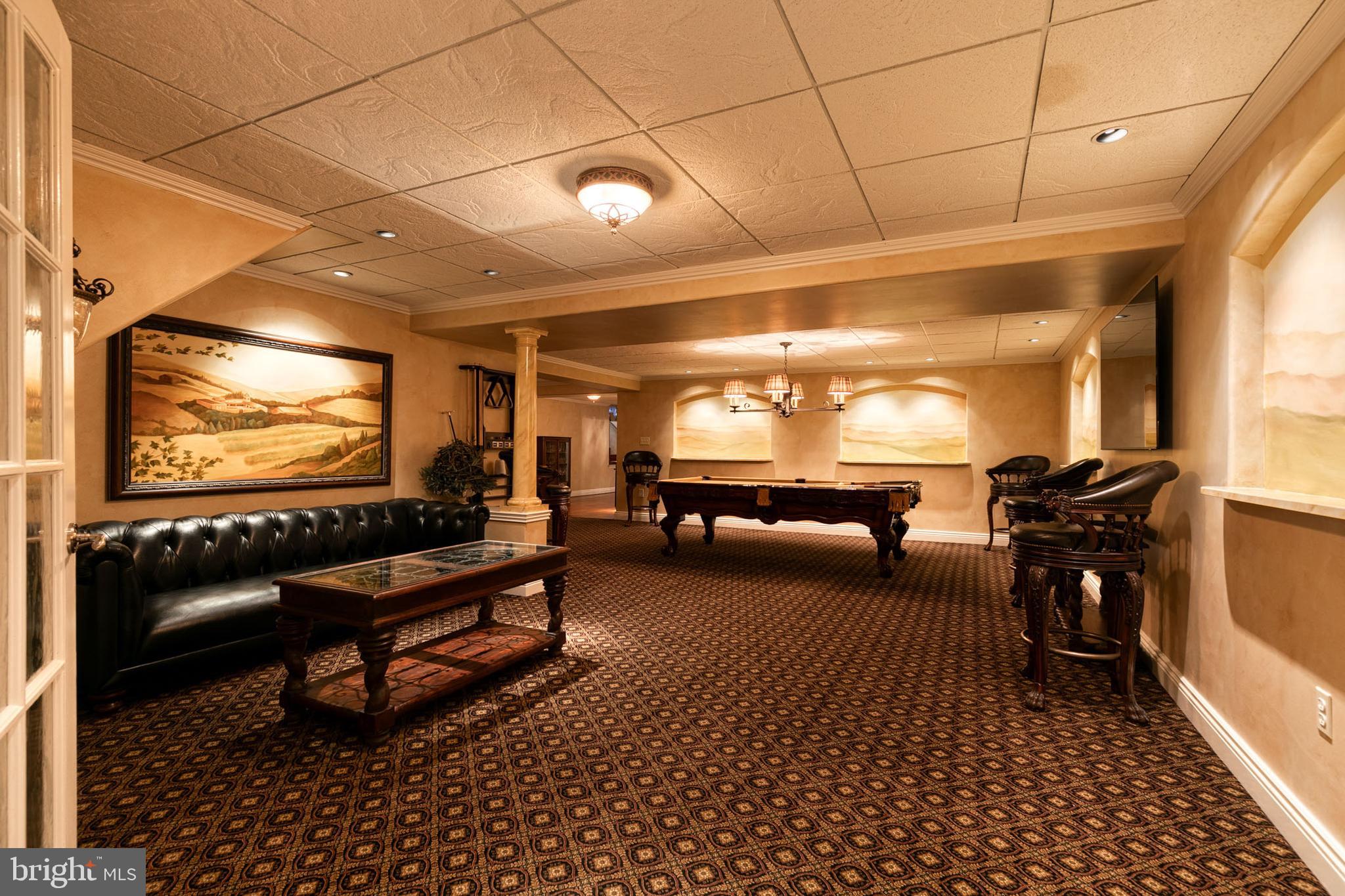 FOX RUN - Residential