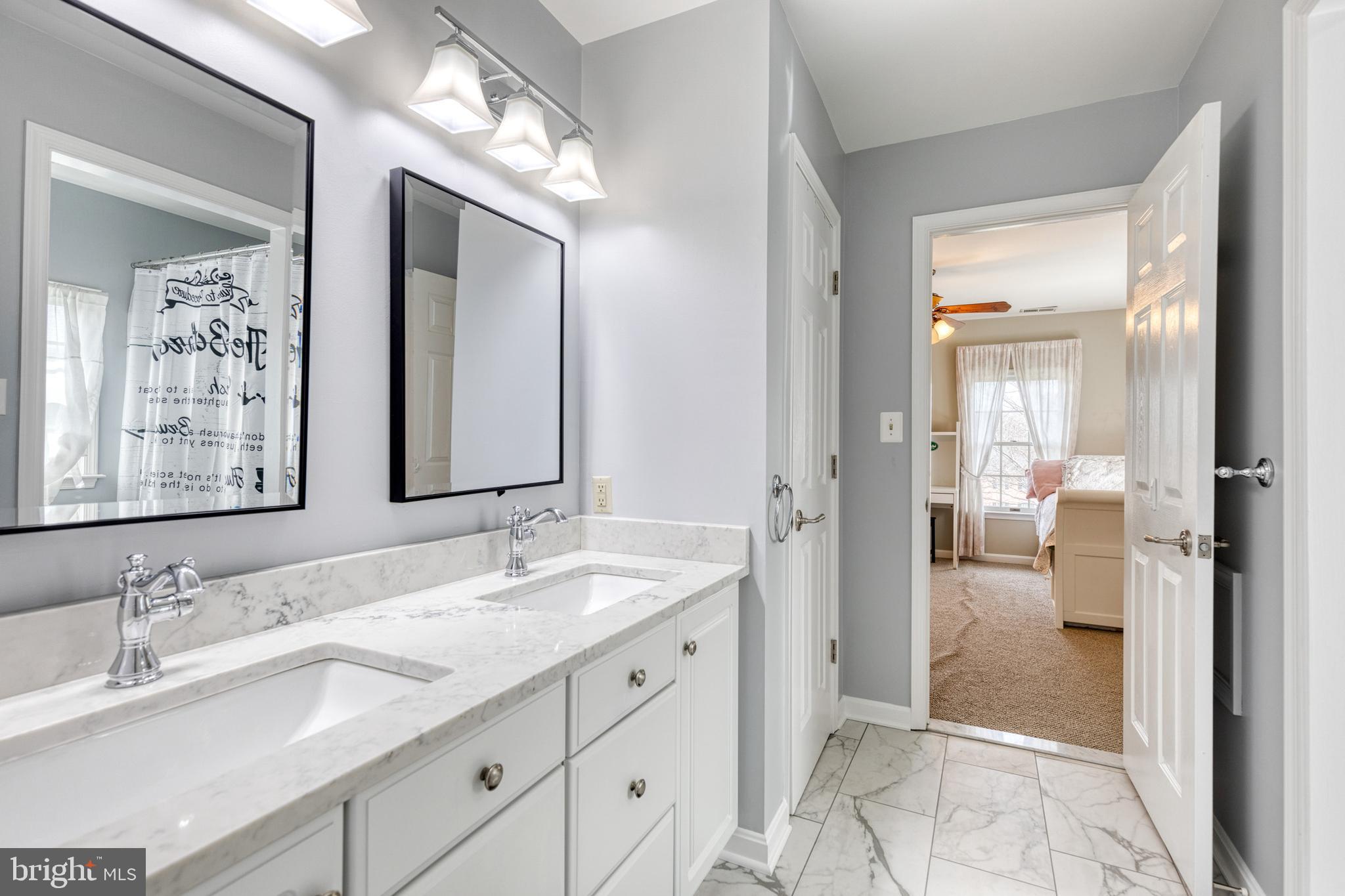 FOX RUN - Residential