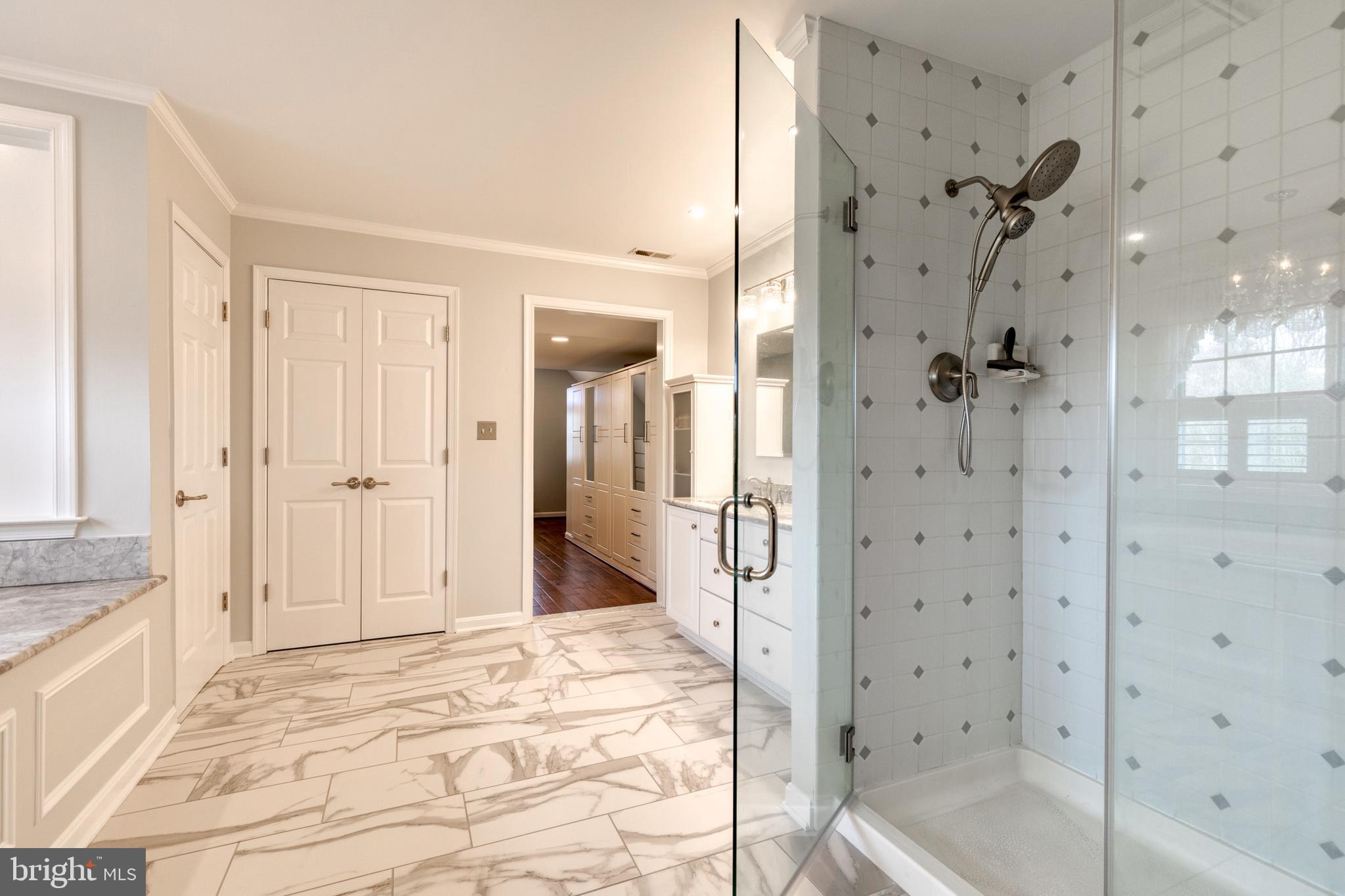 FOX RUN - Residential