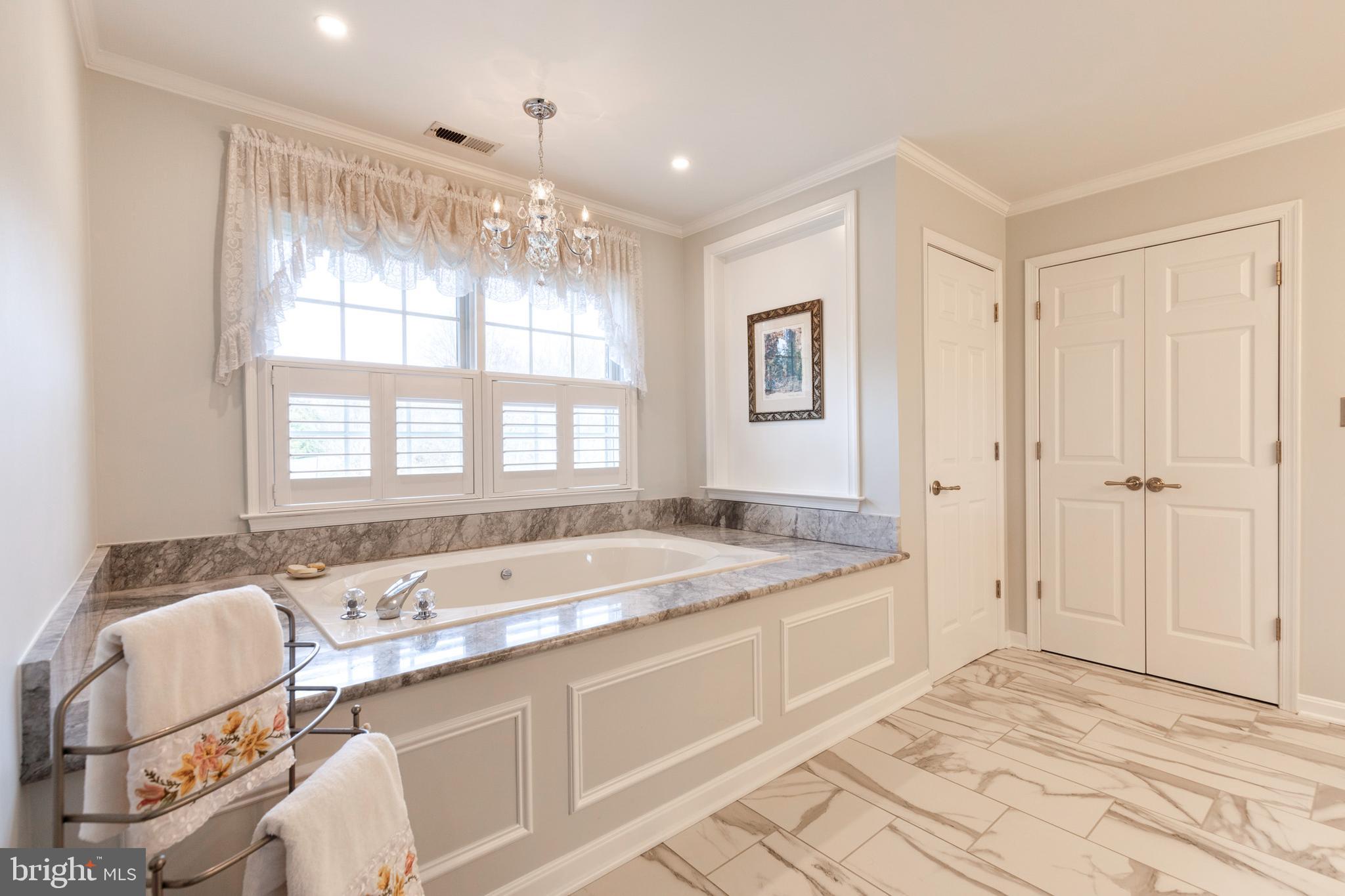 FOX RUN - Residential