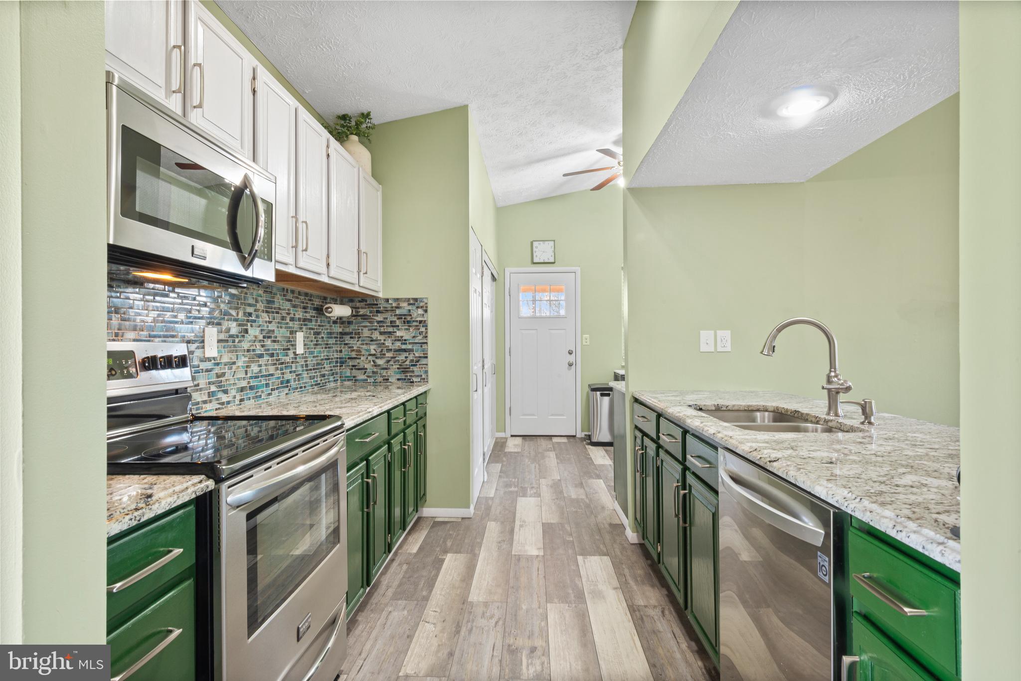 PLEASANT VALLEY - Residential