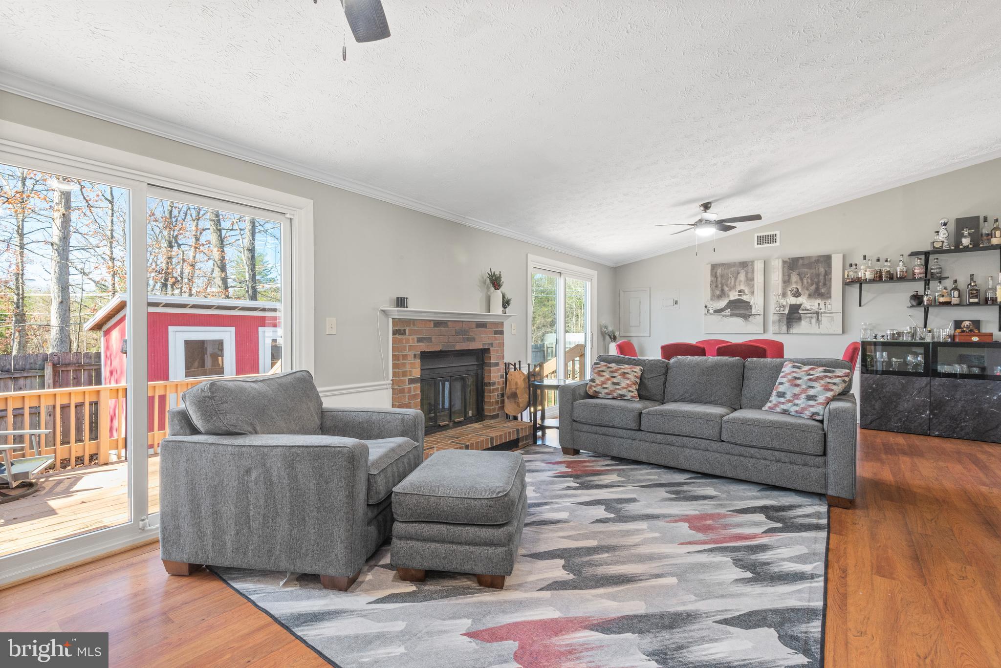 PLEASANT VALLEY - Residential