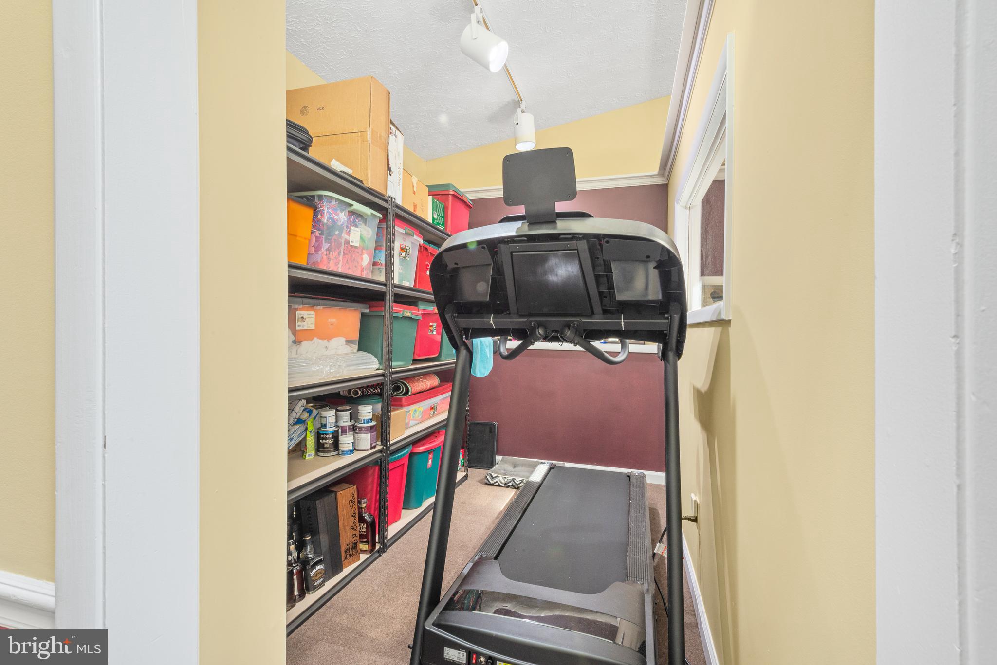 PLEASANT VALLEY - Residential