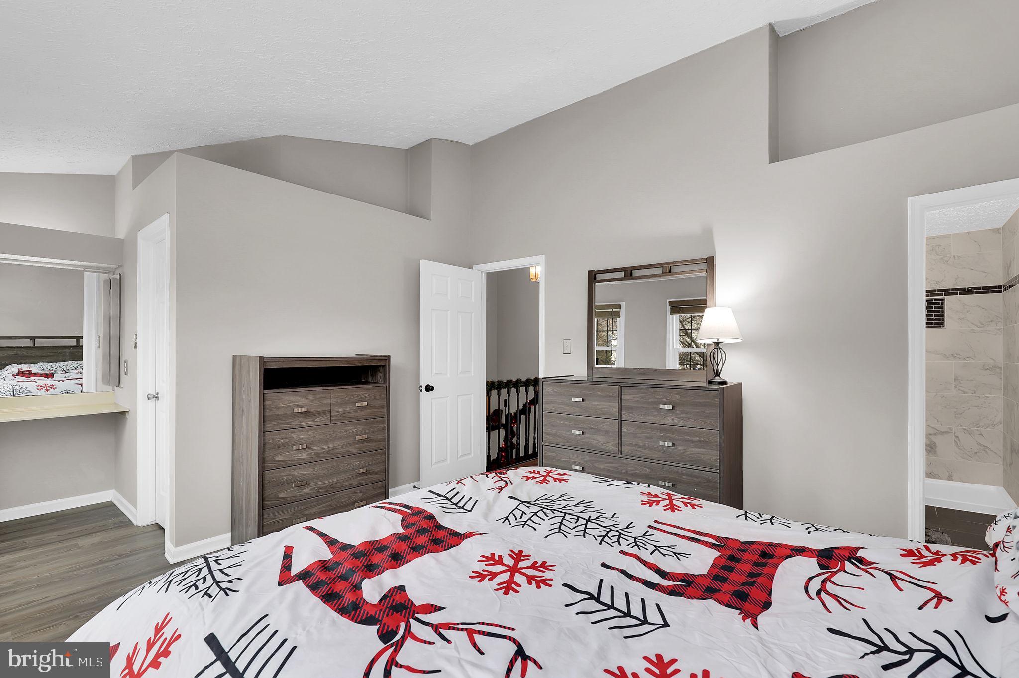 BALLENGER CREEK MEADOWS - Residential