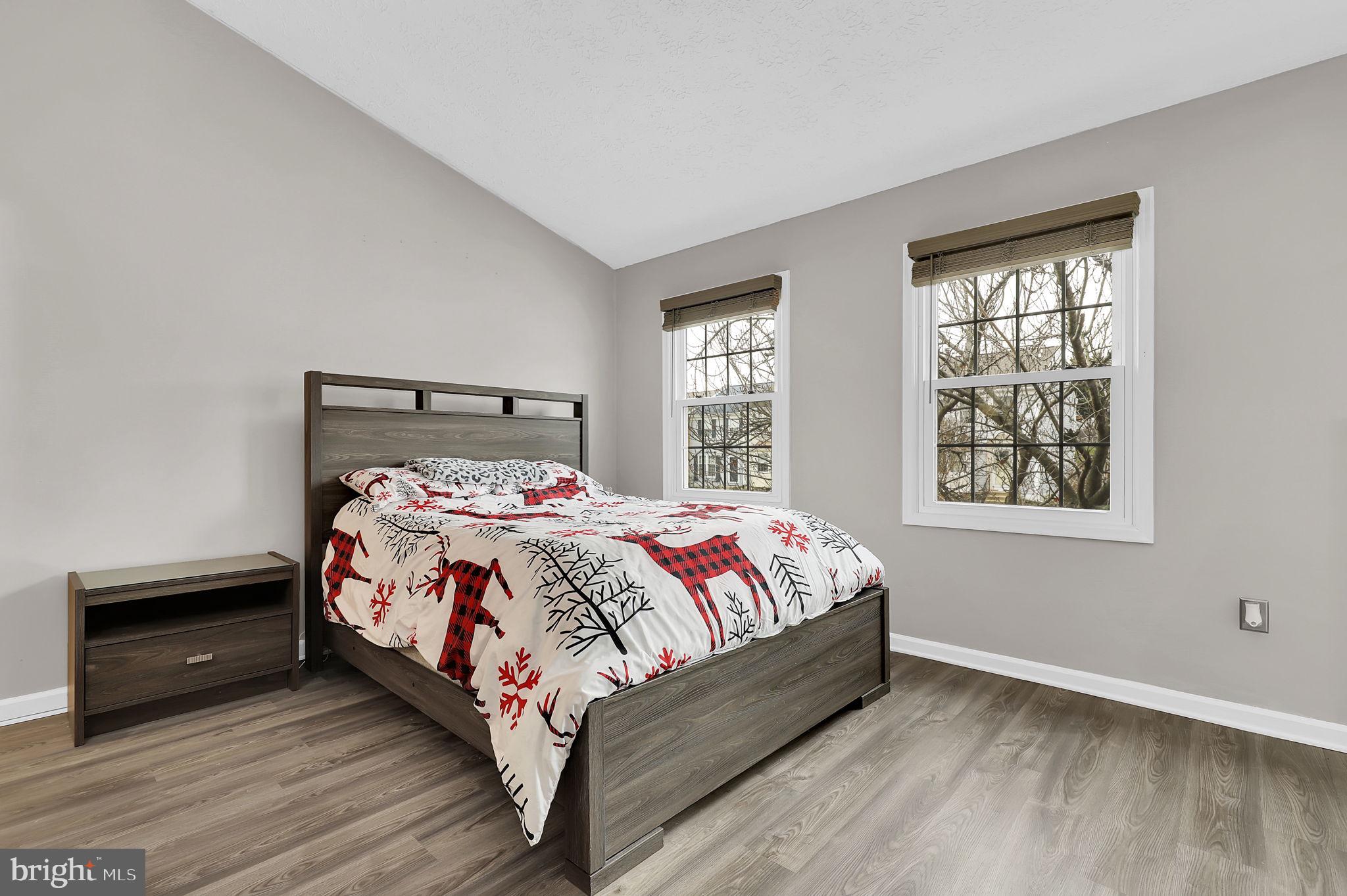 BALLENGER CREEK MEADOWS - Residential