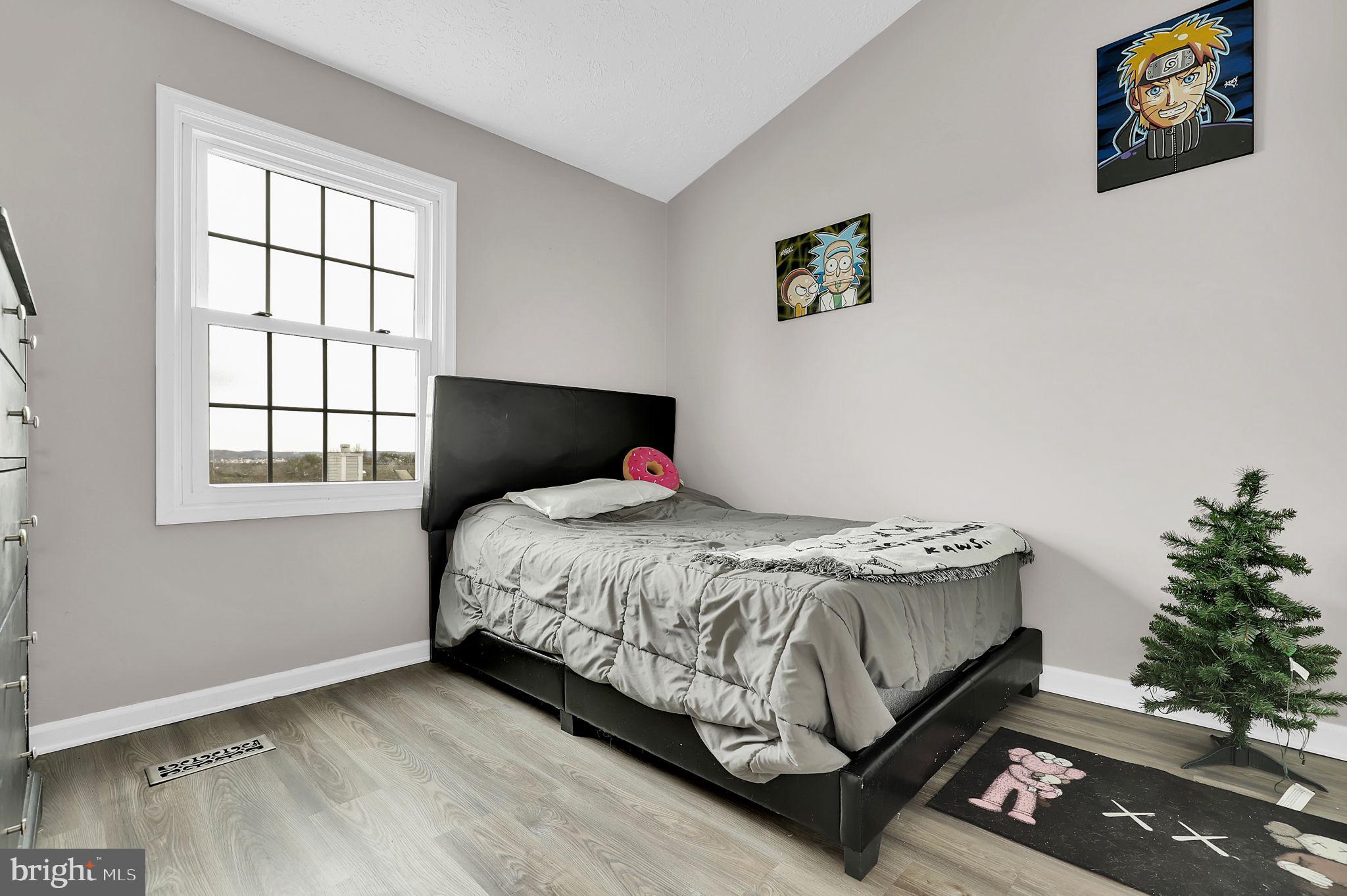 BALLENGER CREEK MEADOWS - Residential