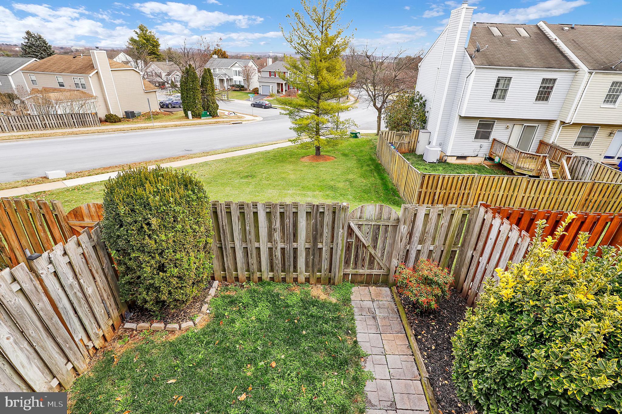 BALLENGER CREEK MEADOWS - Residential