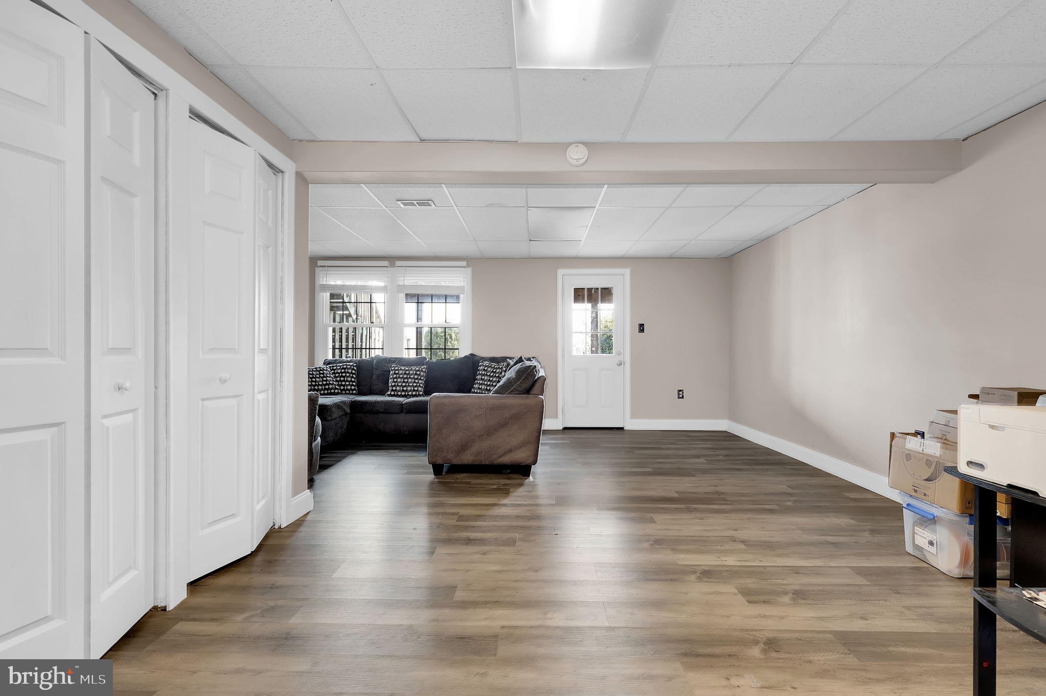 BALLENGER CREEK MEADOWS - Residential