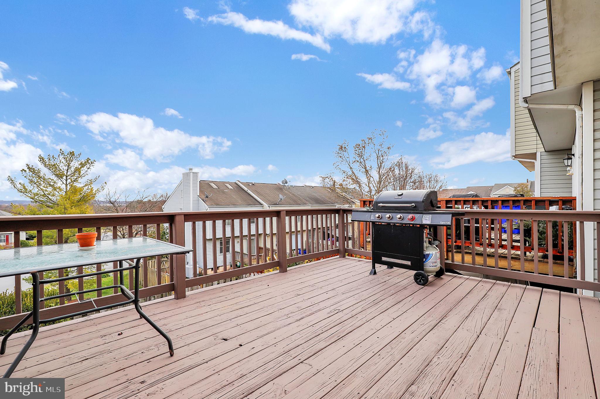 BALLENGER CREEK MEADOWS - Residential