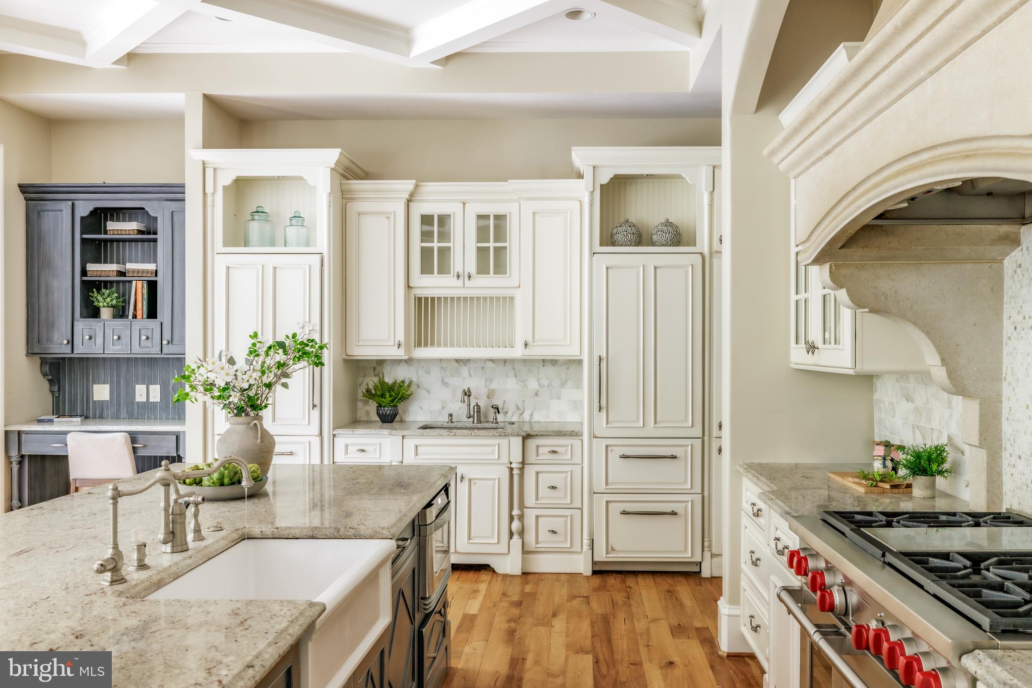 BRADLEY HILLS GROVE - Residential