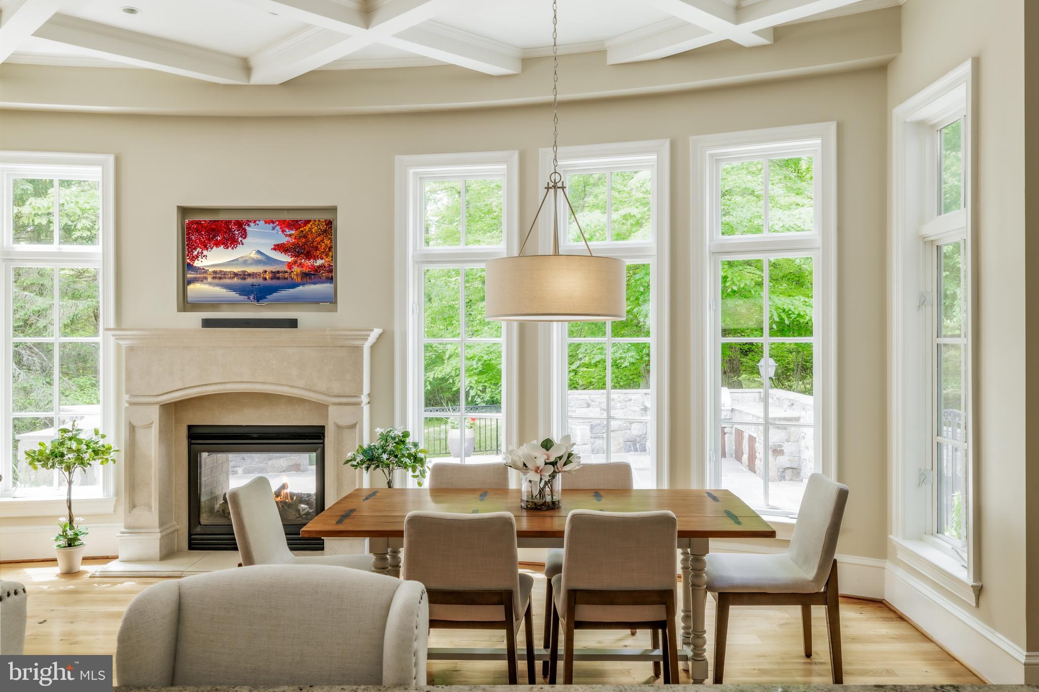 BRADLEY HILLS GROVE - Residential