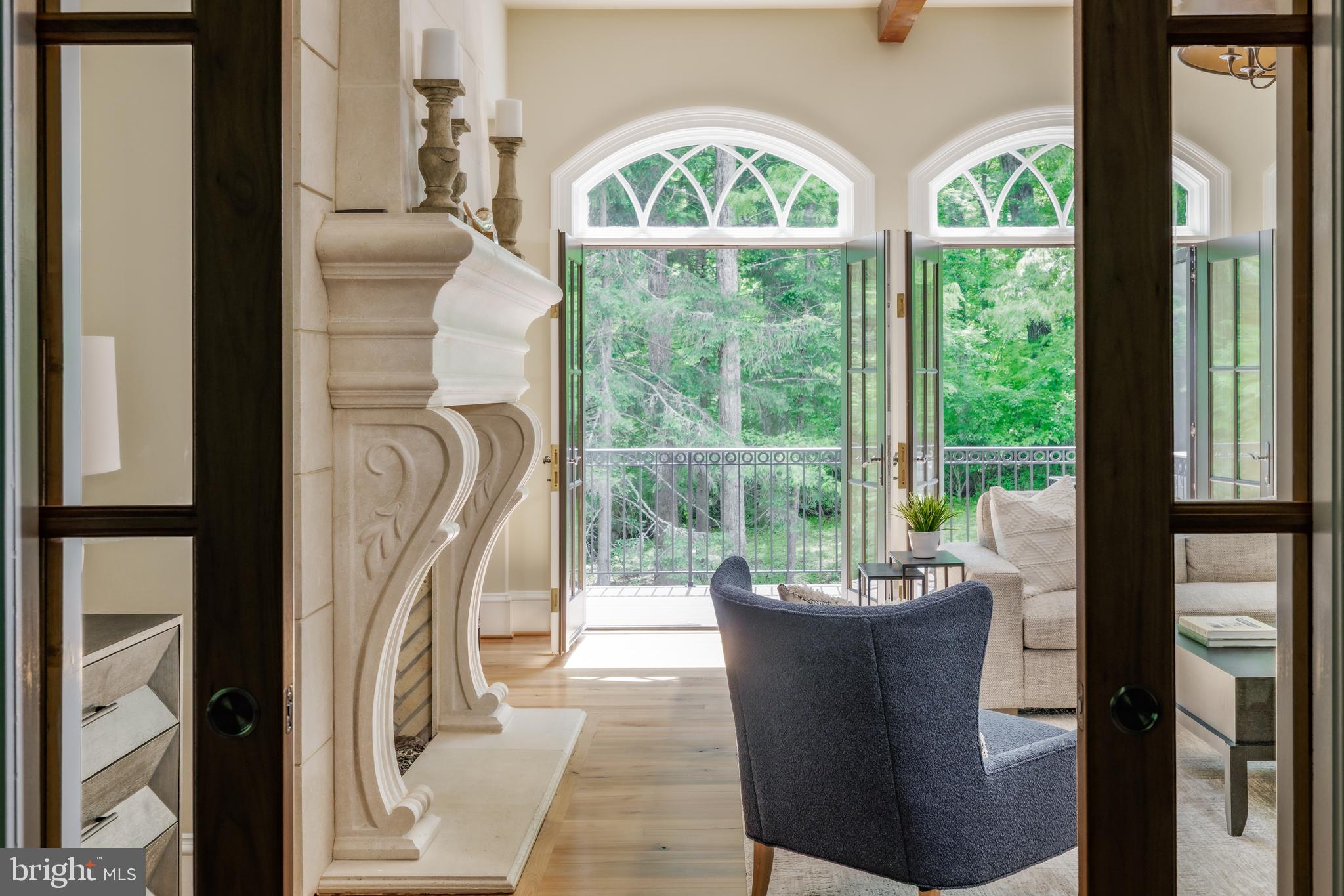 BRADLEY HILLS GROVE - Residential